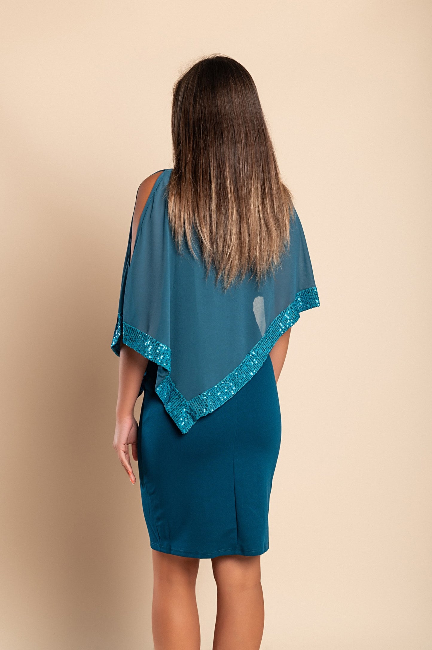 Vestito elegante con mantellina Arlet, bordo