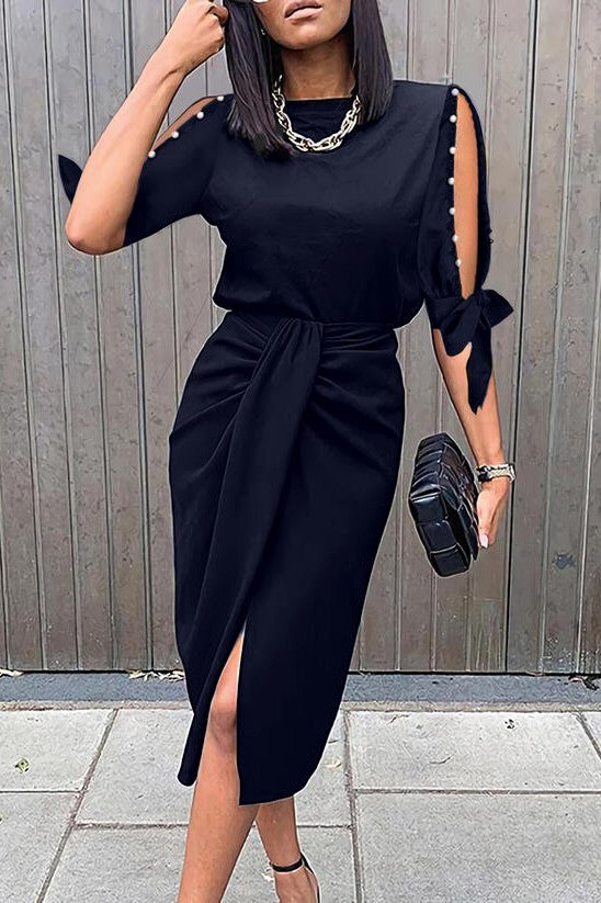 Abito elegante midi con scollo rotondo, maniche 3/4 con spacco e perline decorative Peppina, nero