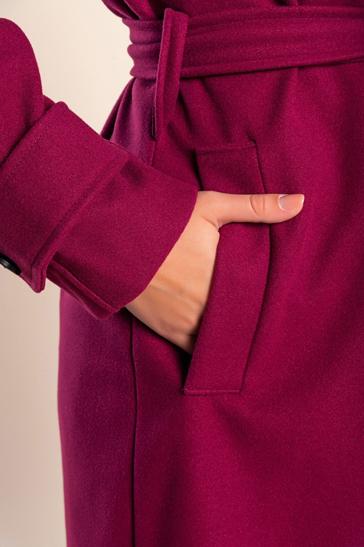 Cappotto elegante con bottoni, fucsia