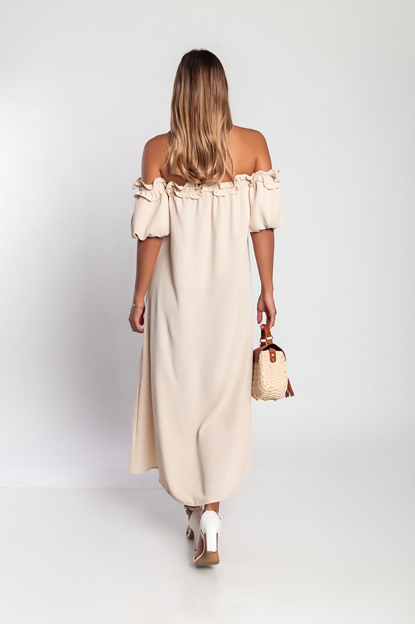 Abito lungo con volant, beige