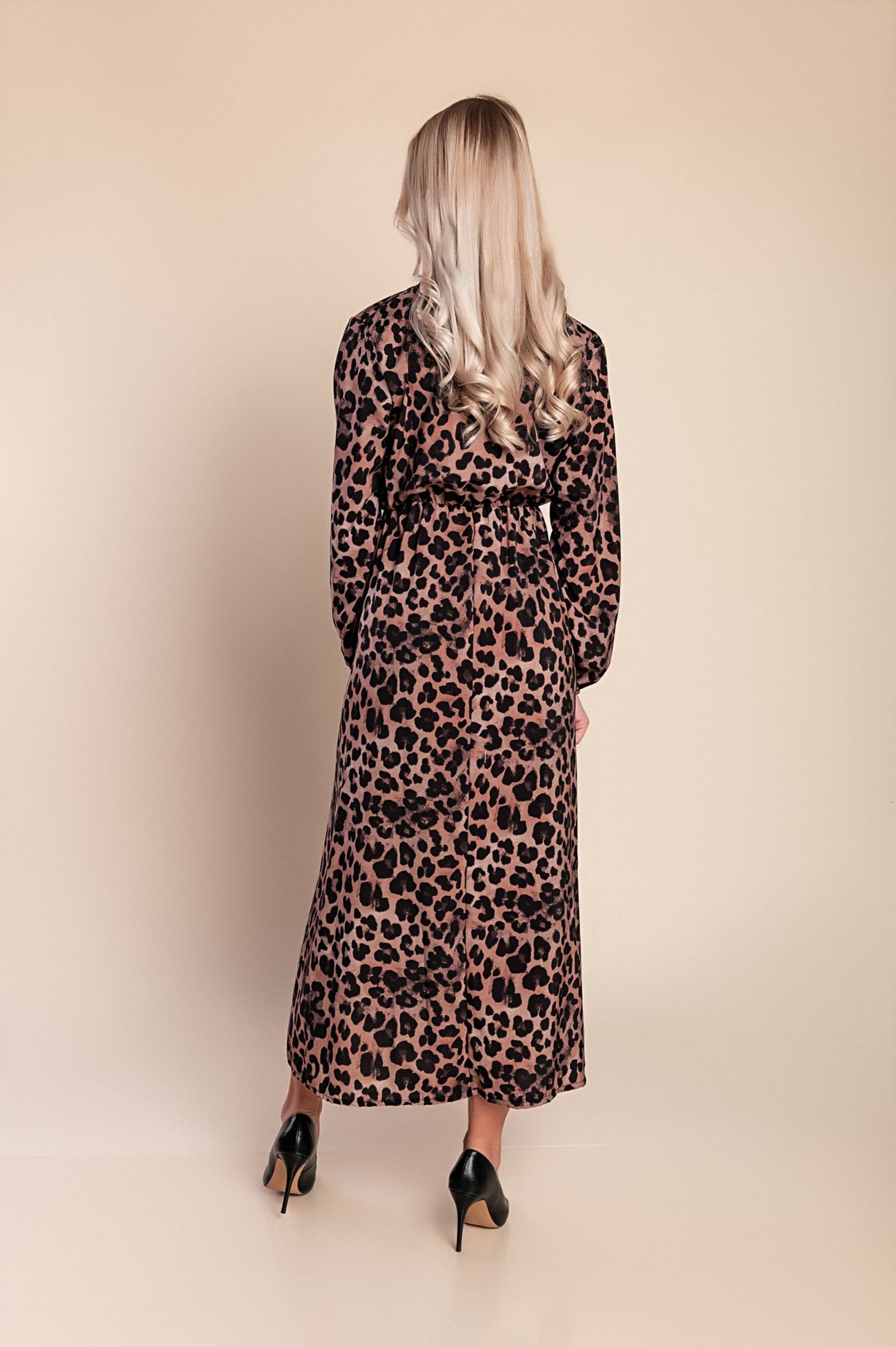 Abito lungo con stampa leopardata, beige