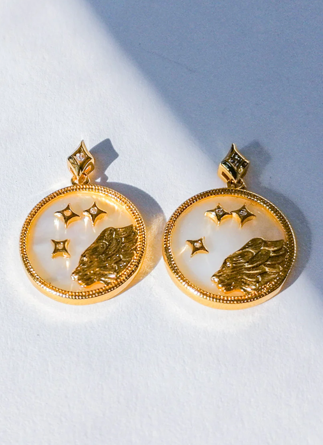 Orecchini rotondi, LEONE, colore oro