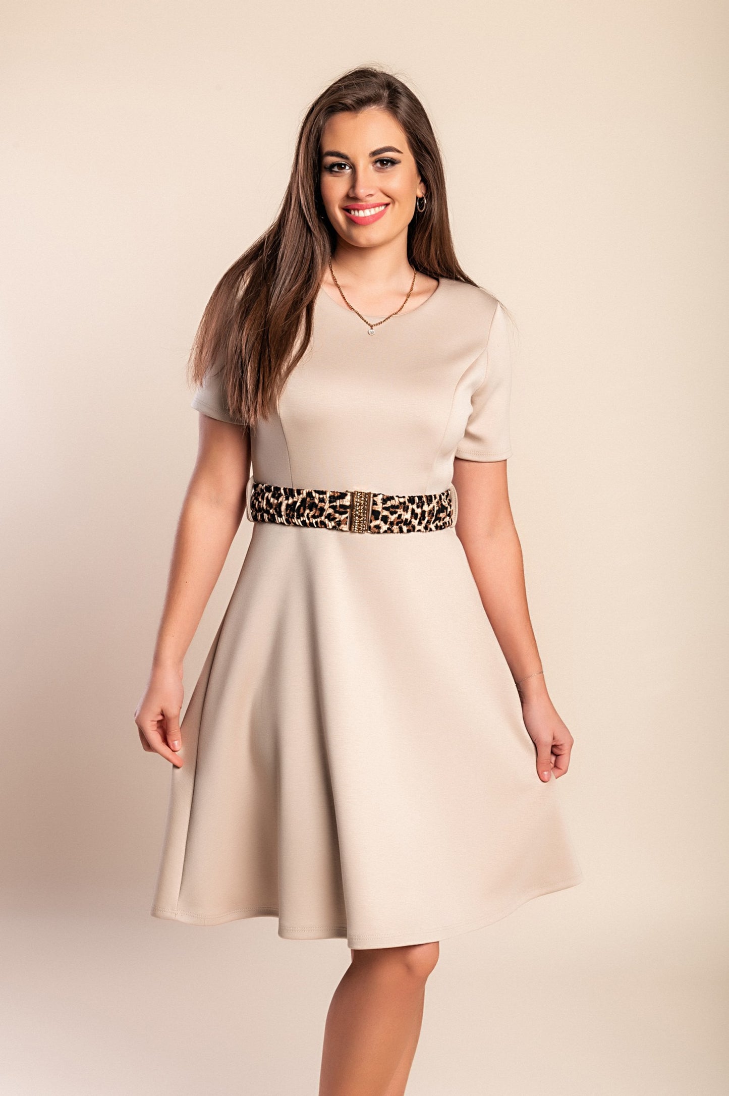 Mini abito con cintura, beige