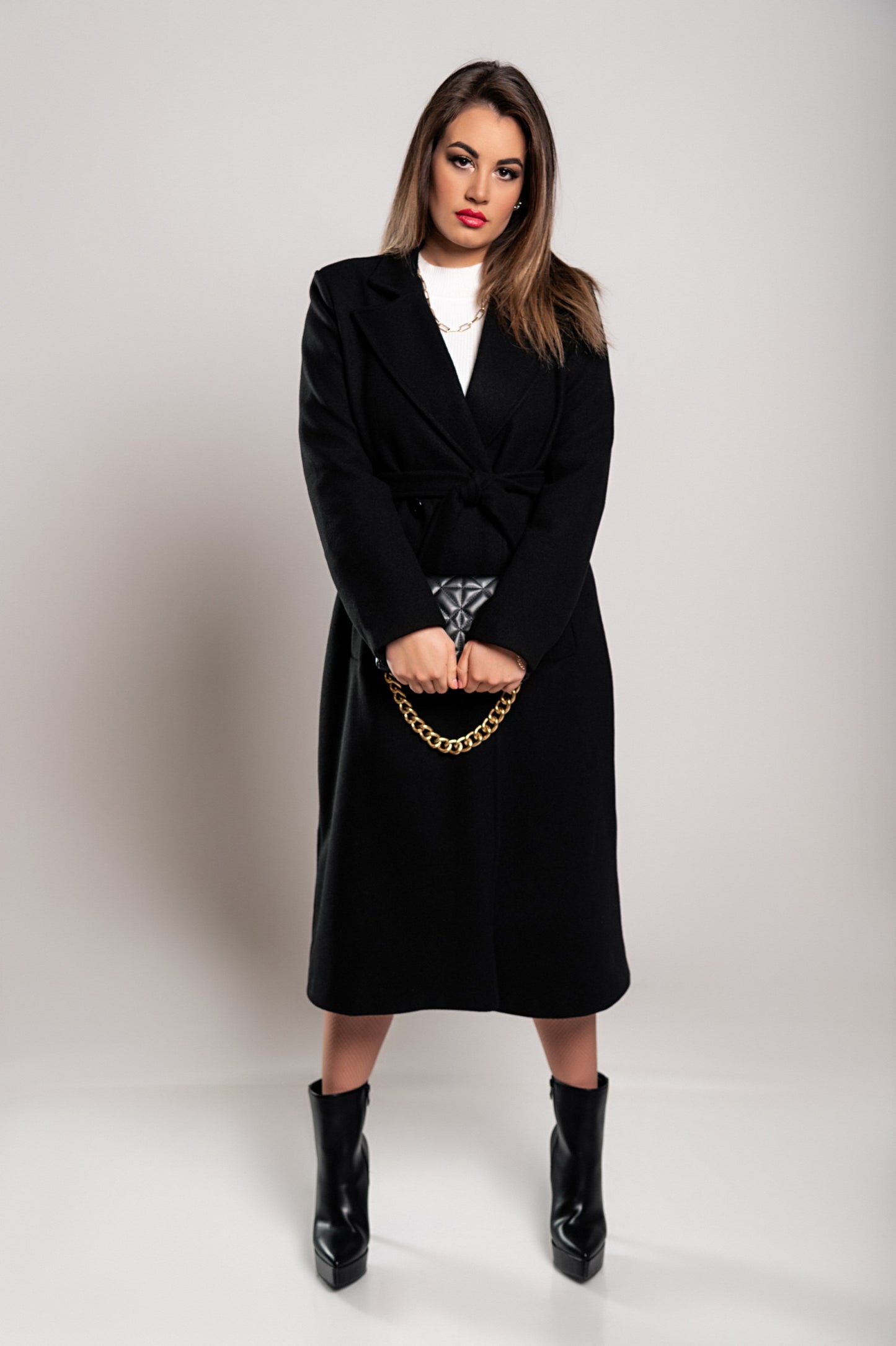 Elegante cappotto lungo con bottoni, color cammello