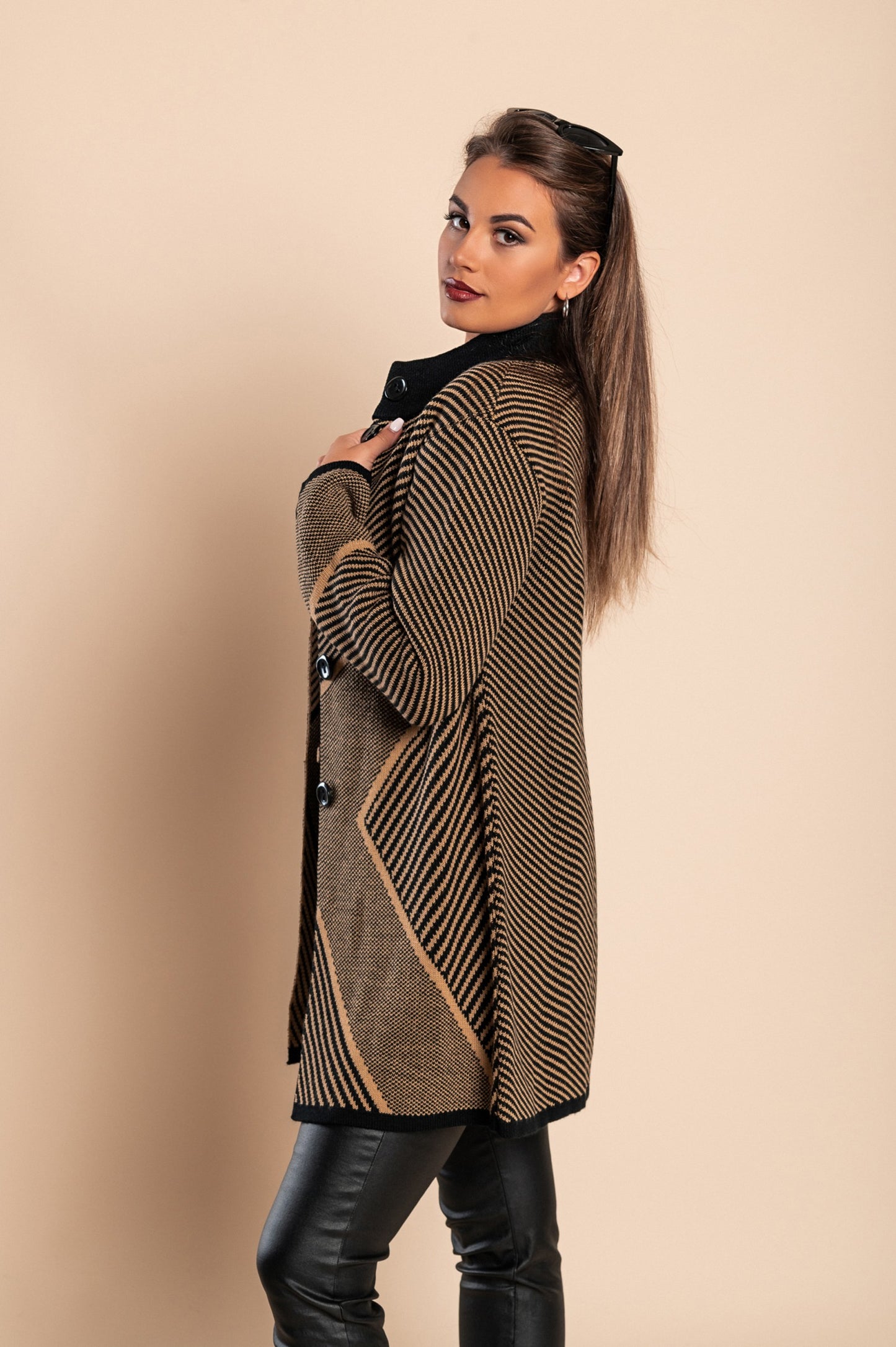 Cardigan lavorato a maglia con motivo, nero