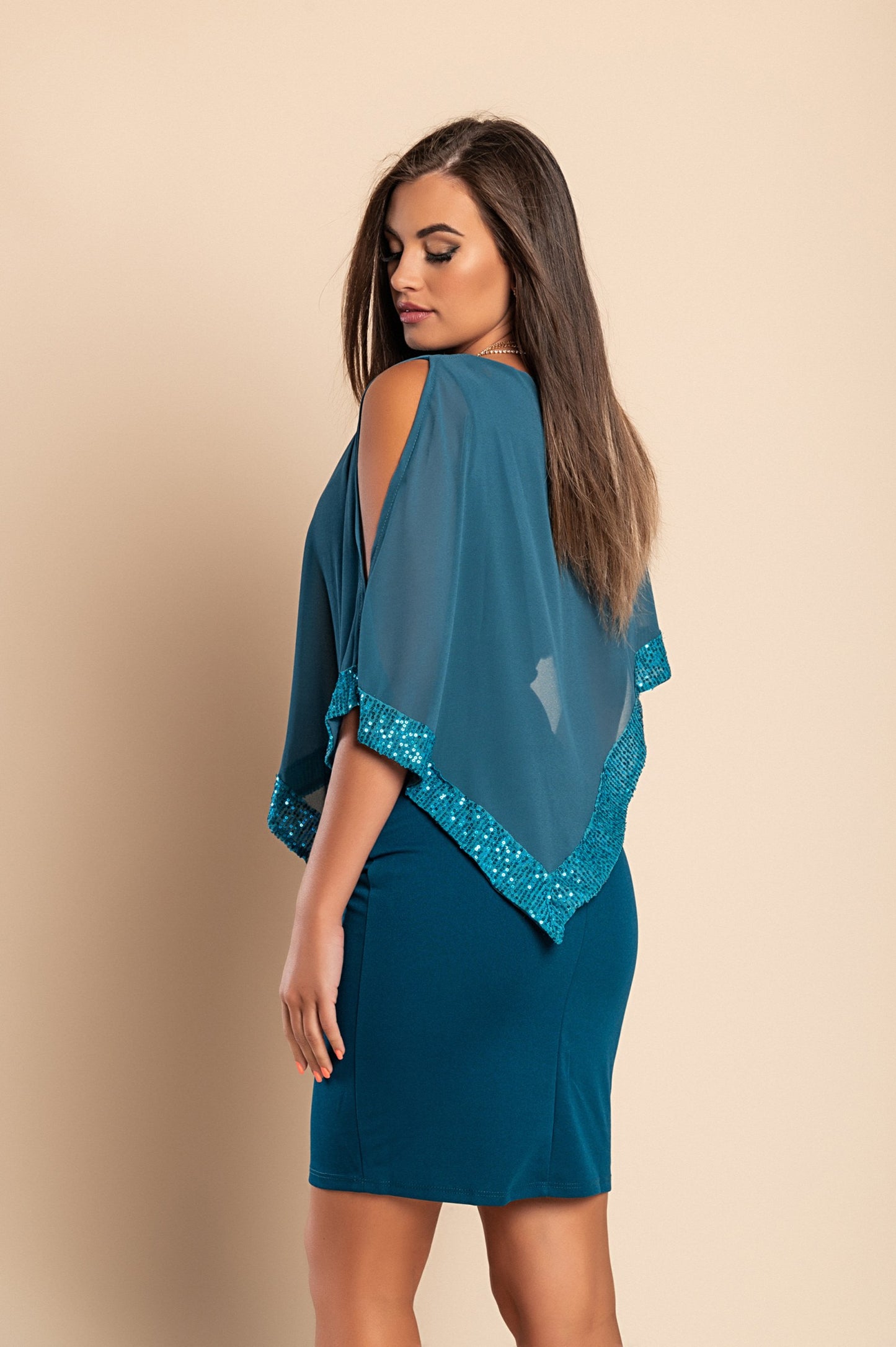 Vestito elegante con mantellina Arlet, bordo