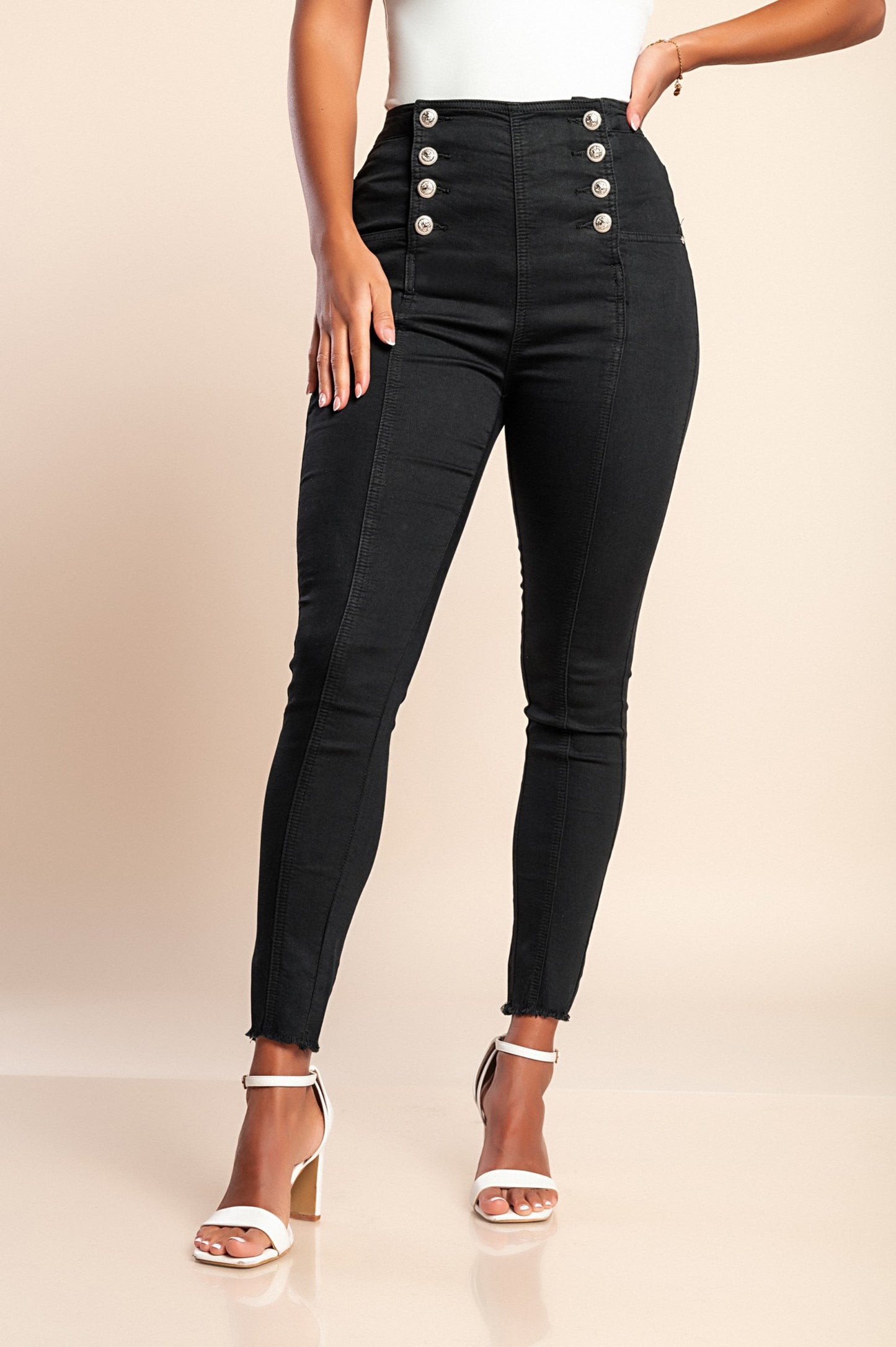 Jeans con bottoni decorativi, neri