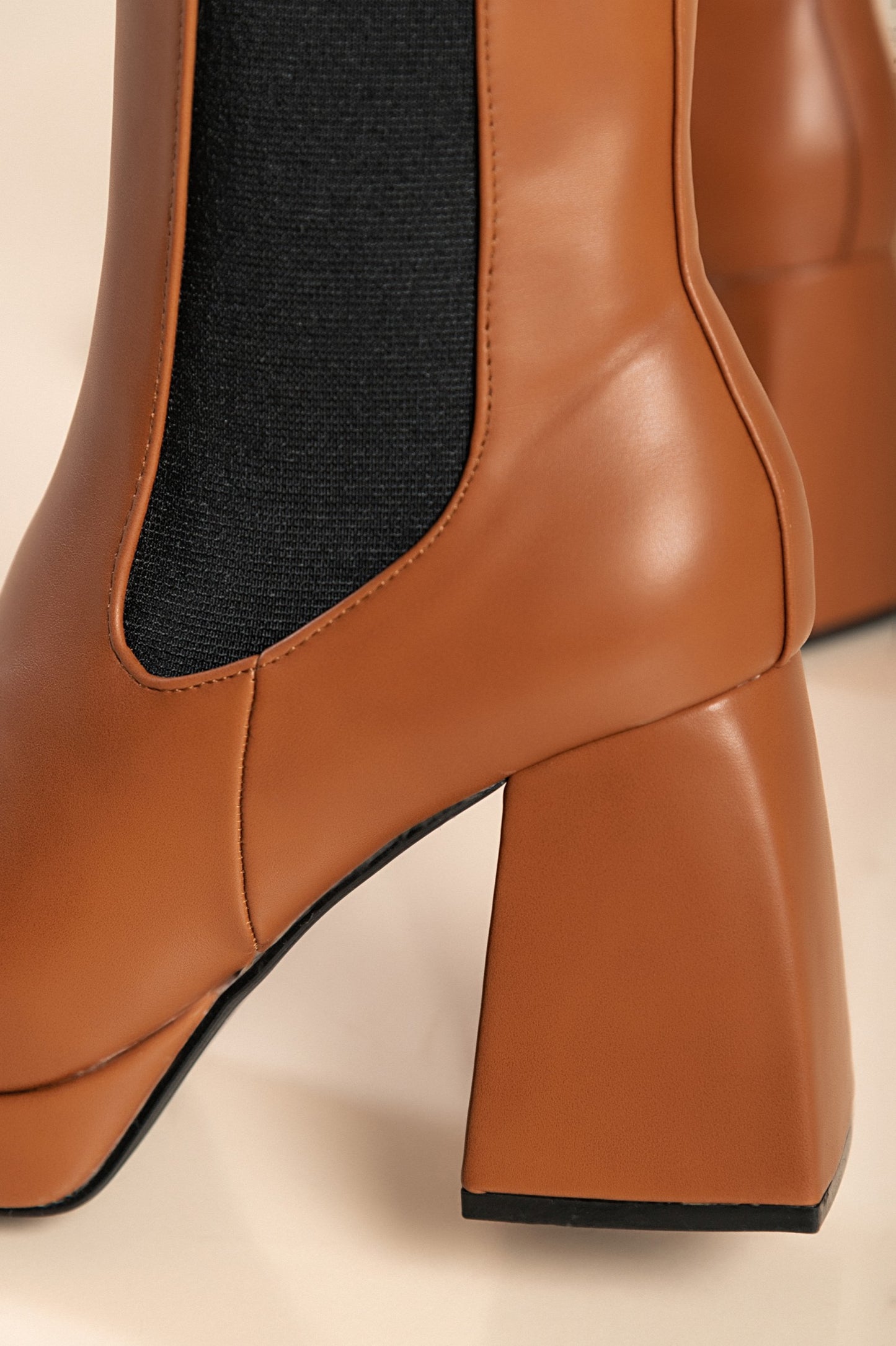 Stivaletti eleganti con tacco alto, U4AX89688, nero