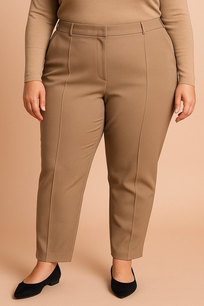 Pantaloni eleganti taglie forti, fango