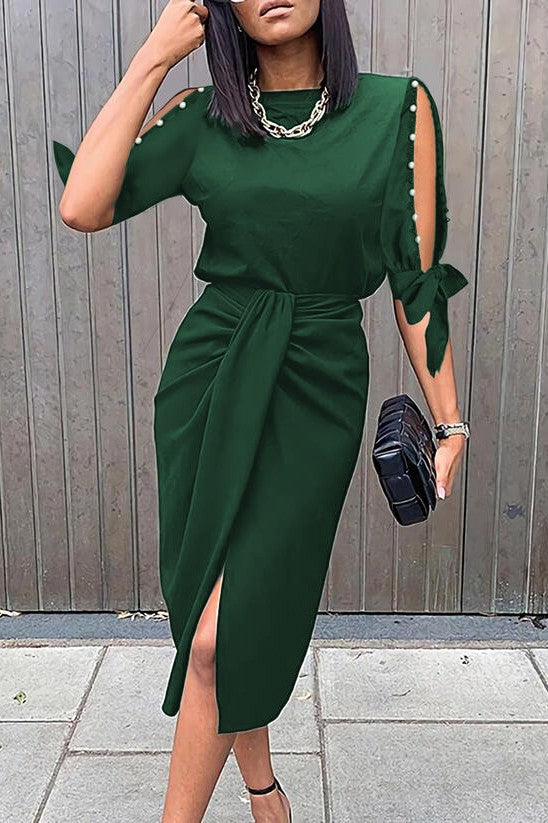 Abito elegante midi con scollo rotondo, maniche 3/4 con spacco e perline decorative Peppina, nero