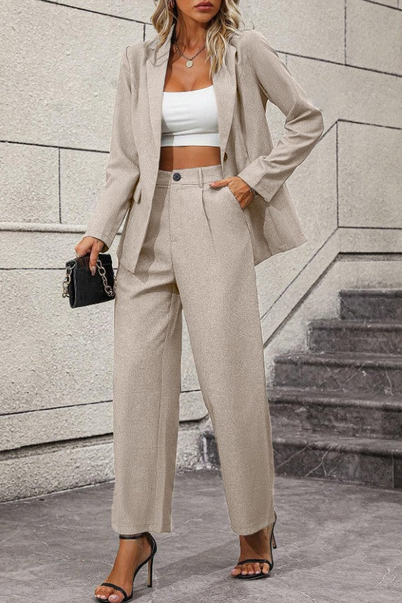 Completo giacca e pantaloni eleganti, blu