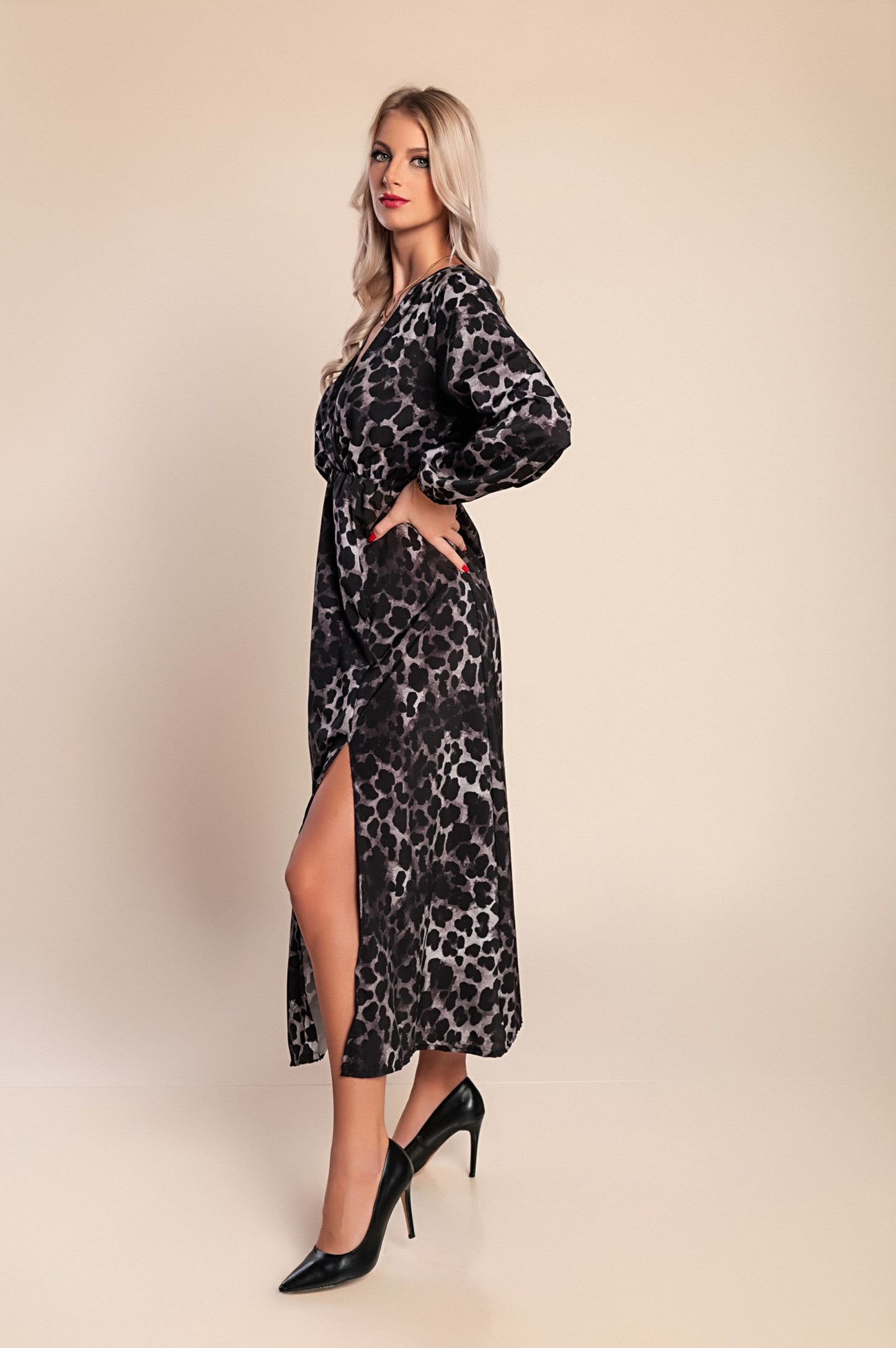 Abito lungo con stampa leopardata, beige