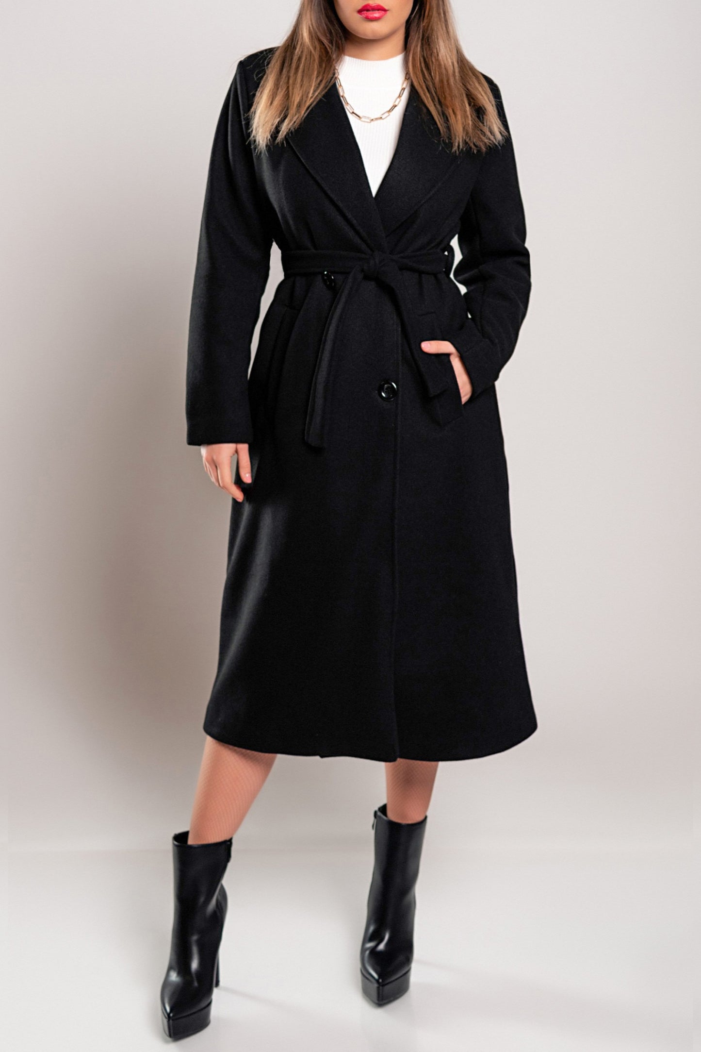 Elegante cappotto lungo con bottoni, color cammello