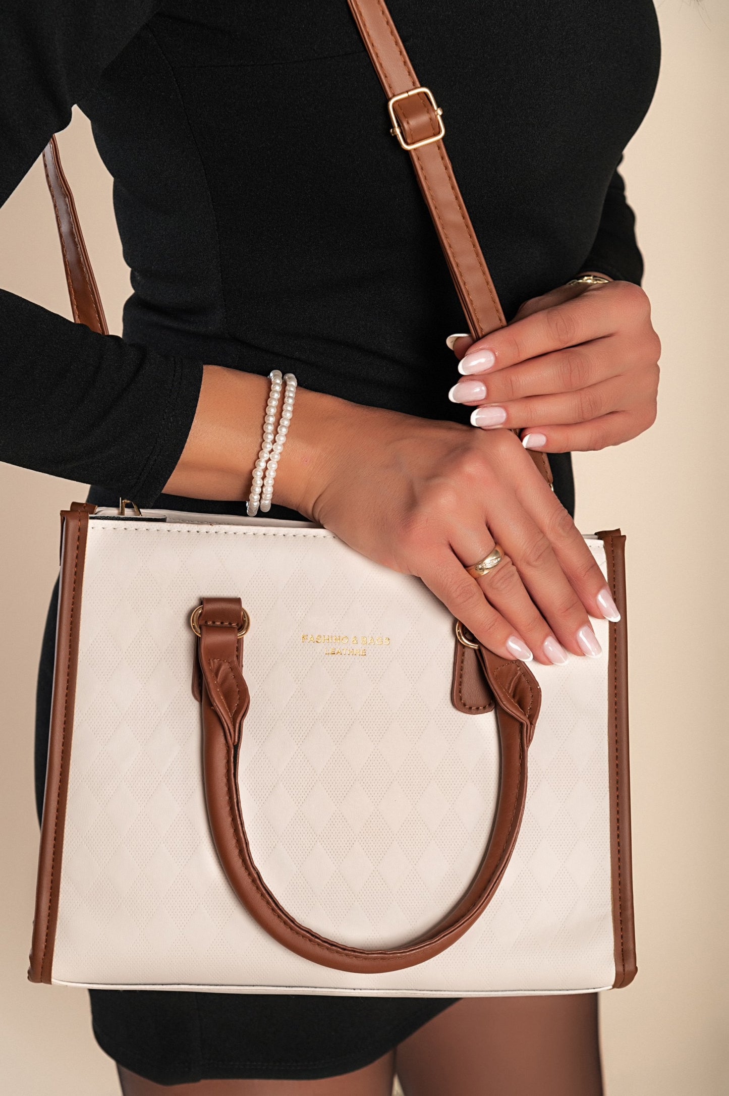 Borsa a mano in combinazione bicolore, bianco