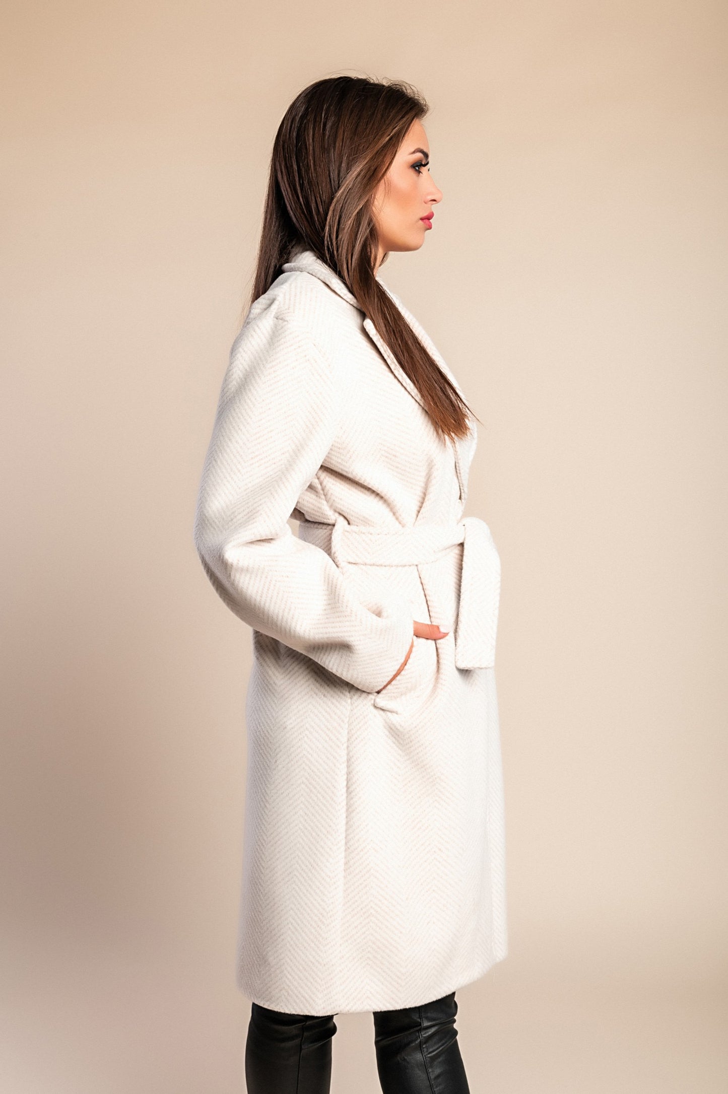Elegante cappotto abbottonato, grigio chiaro