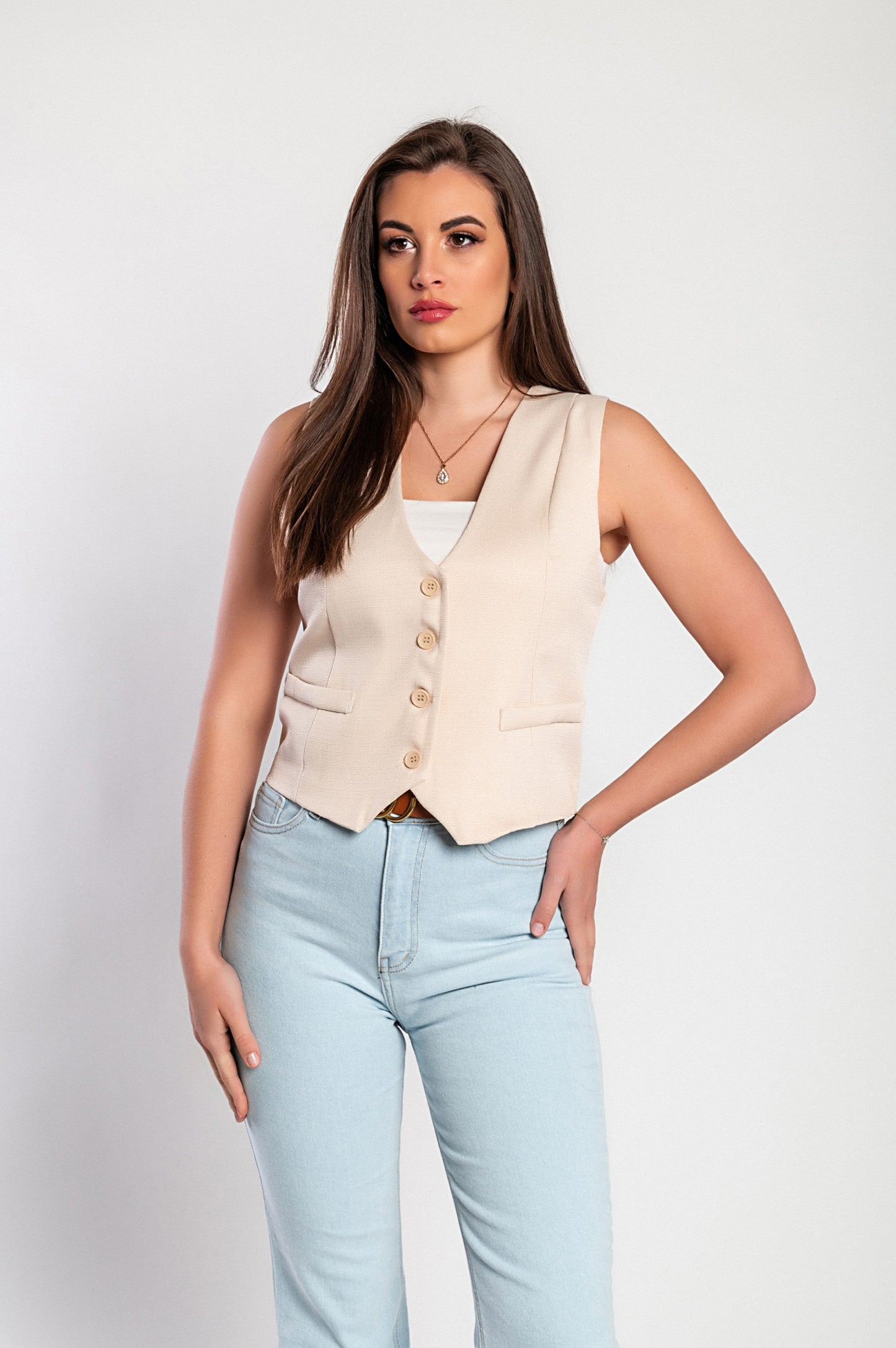 Gilet elegante con bottoni, bianco
