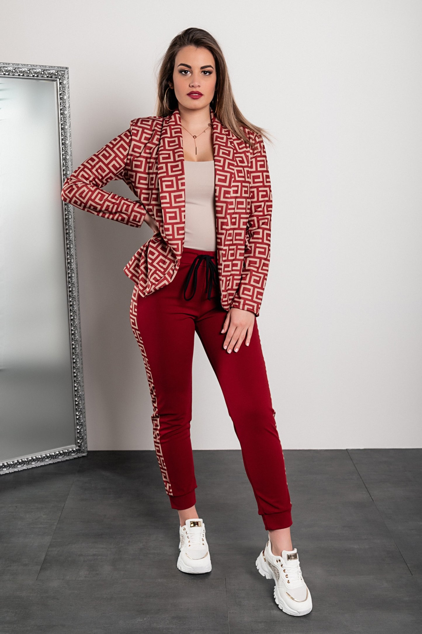 Completo pantalone con blazer elegante con stampa geometrica Nunzia, beige
