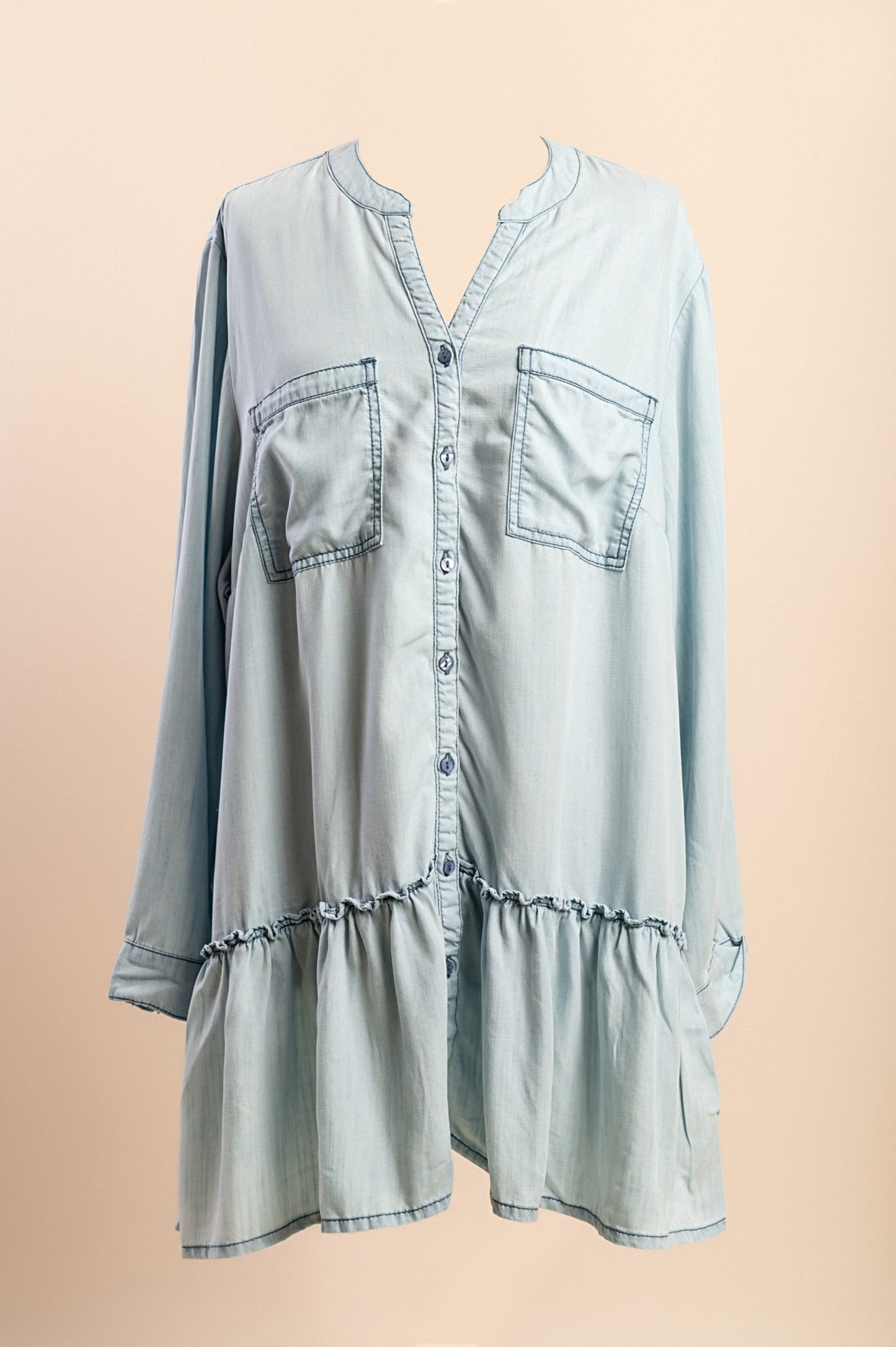 Camicia taglie forti con tasche, azzurra