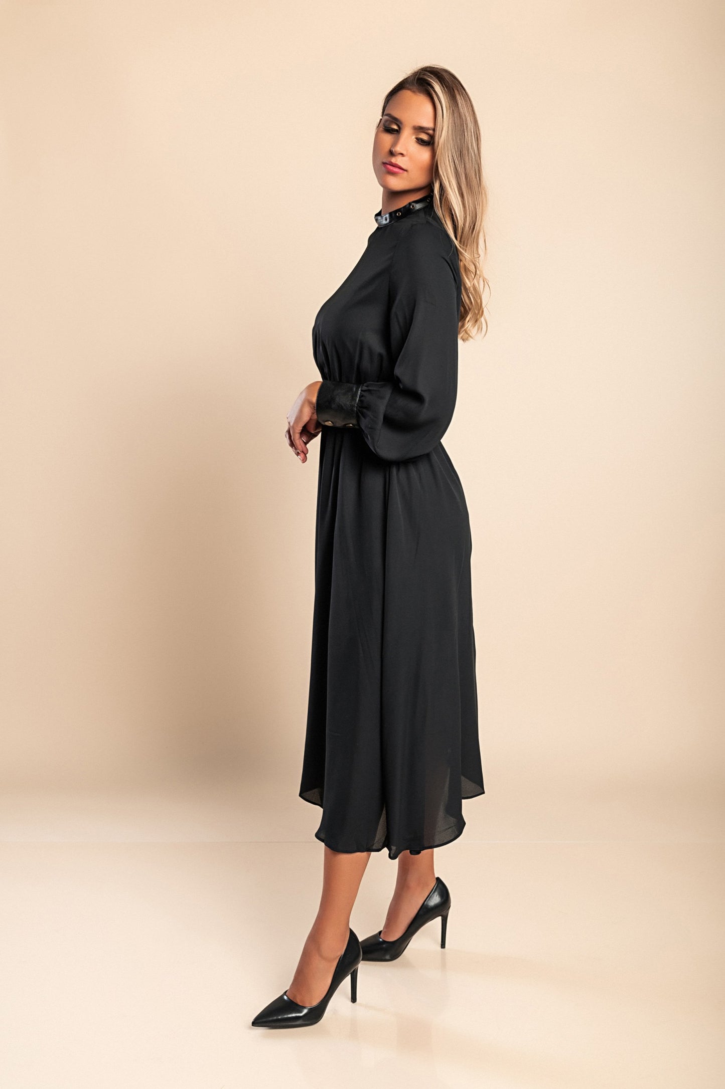 Dettagli in ecopelle Abito midi elegante Plana, Rosa