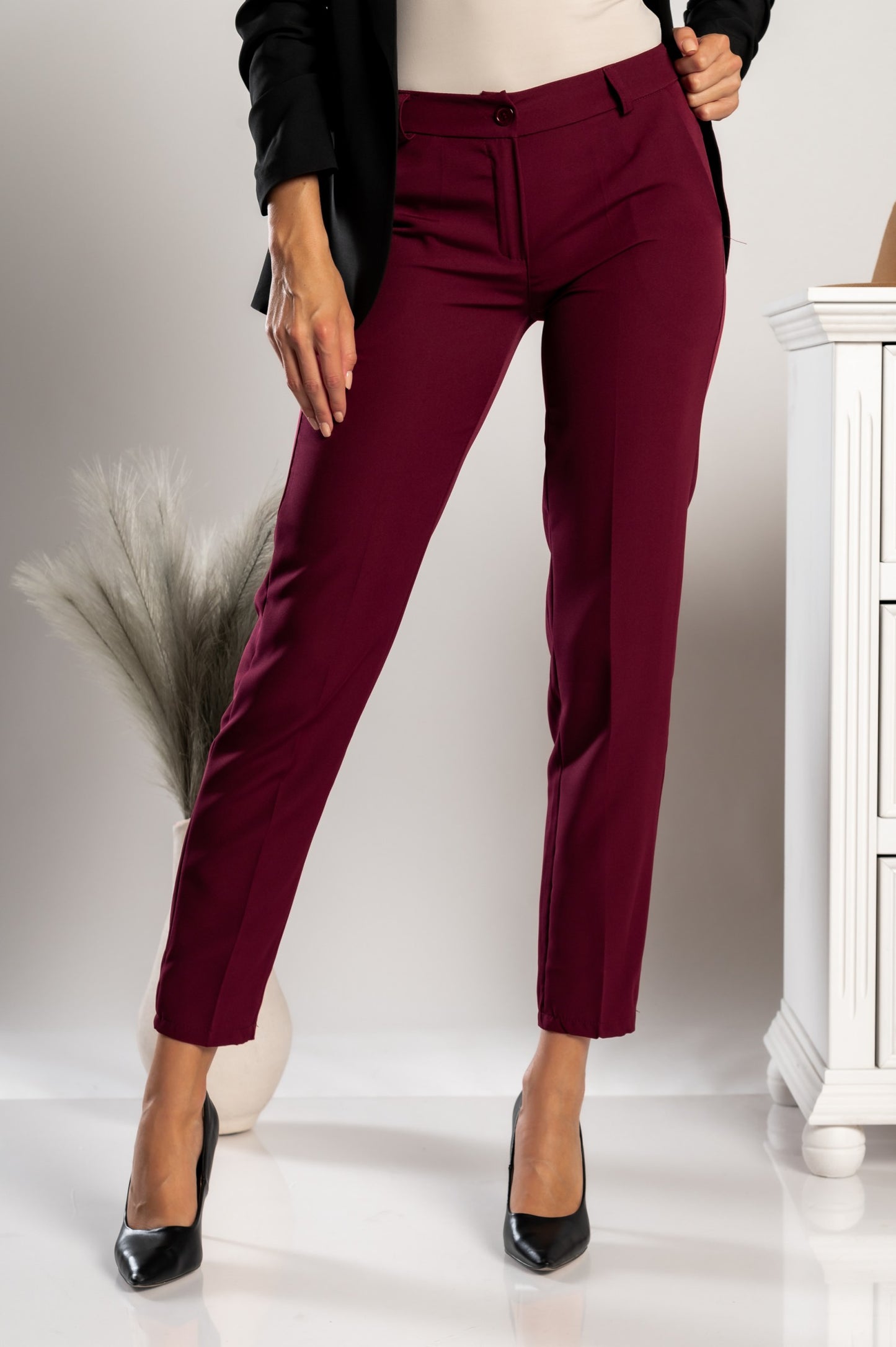 Pantaloni eleganti lunghi con pantalone dritto Tordina, nero
