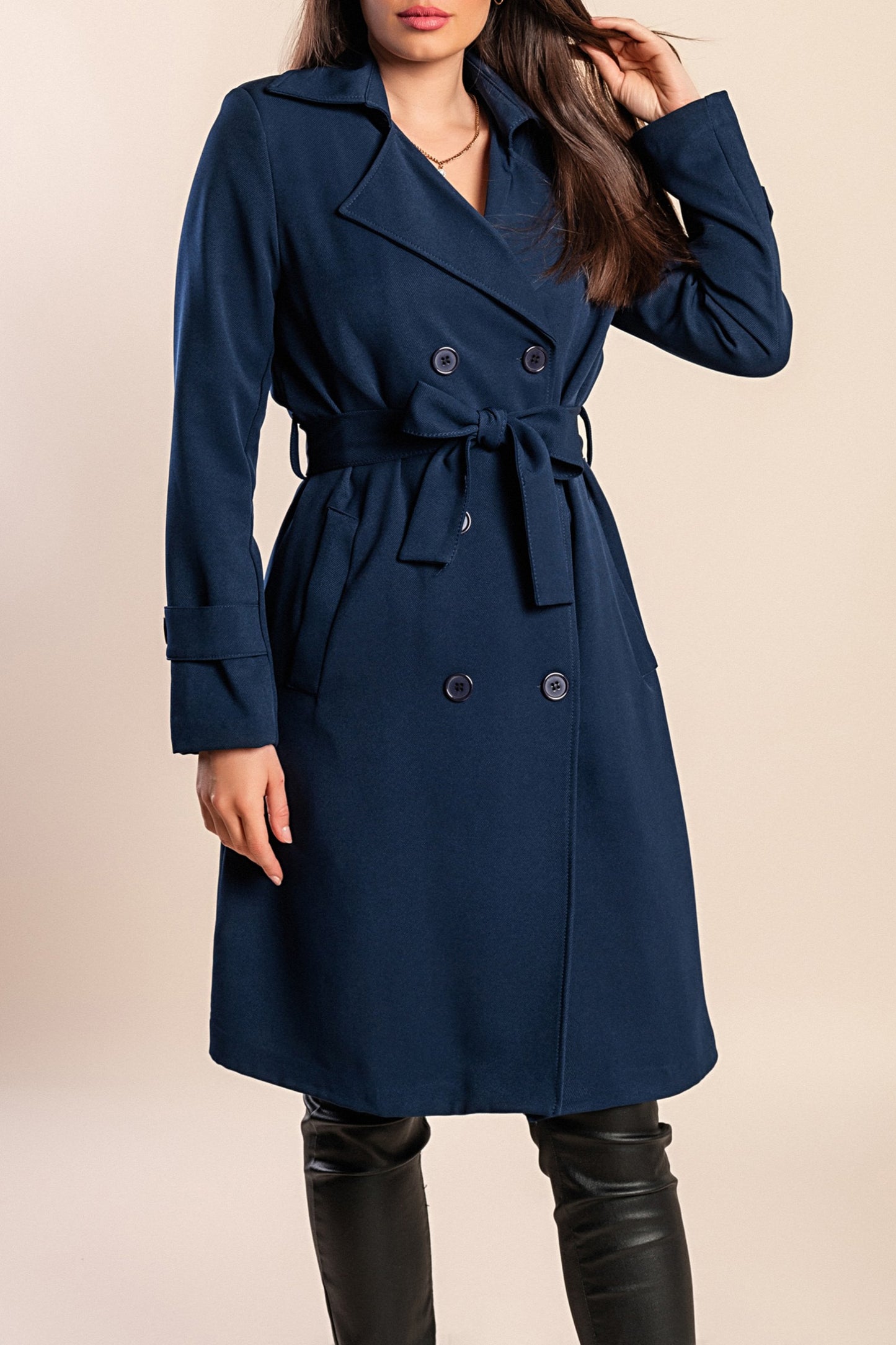 Trench elegante con bottoni, cammello