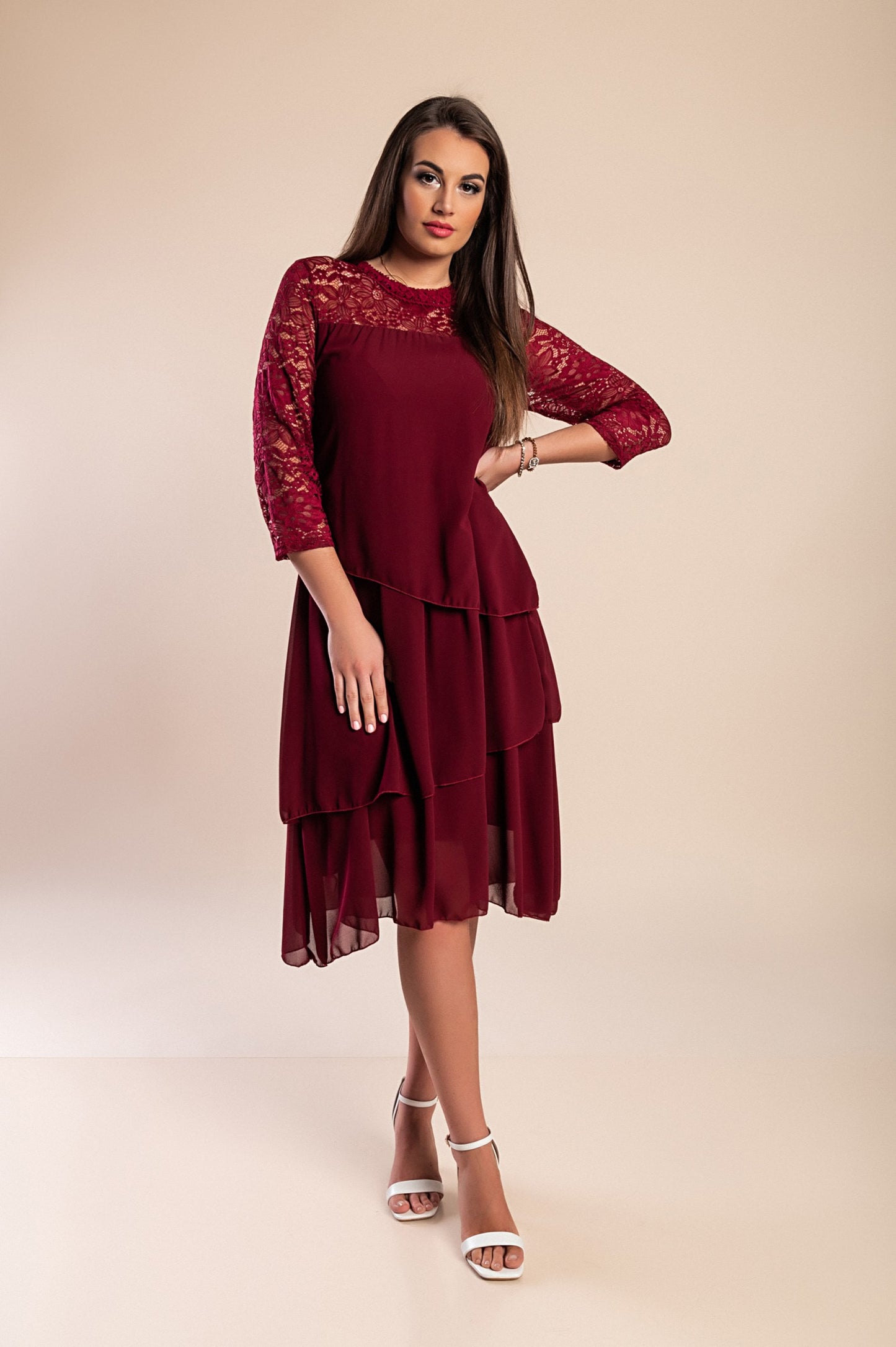 Abito elegante con pizzo, blu scuro