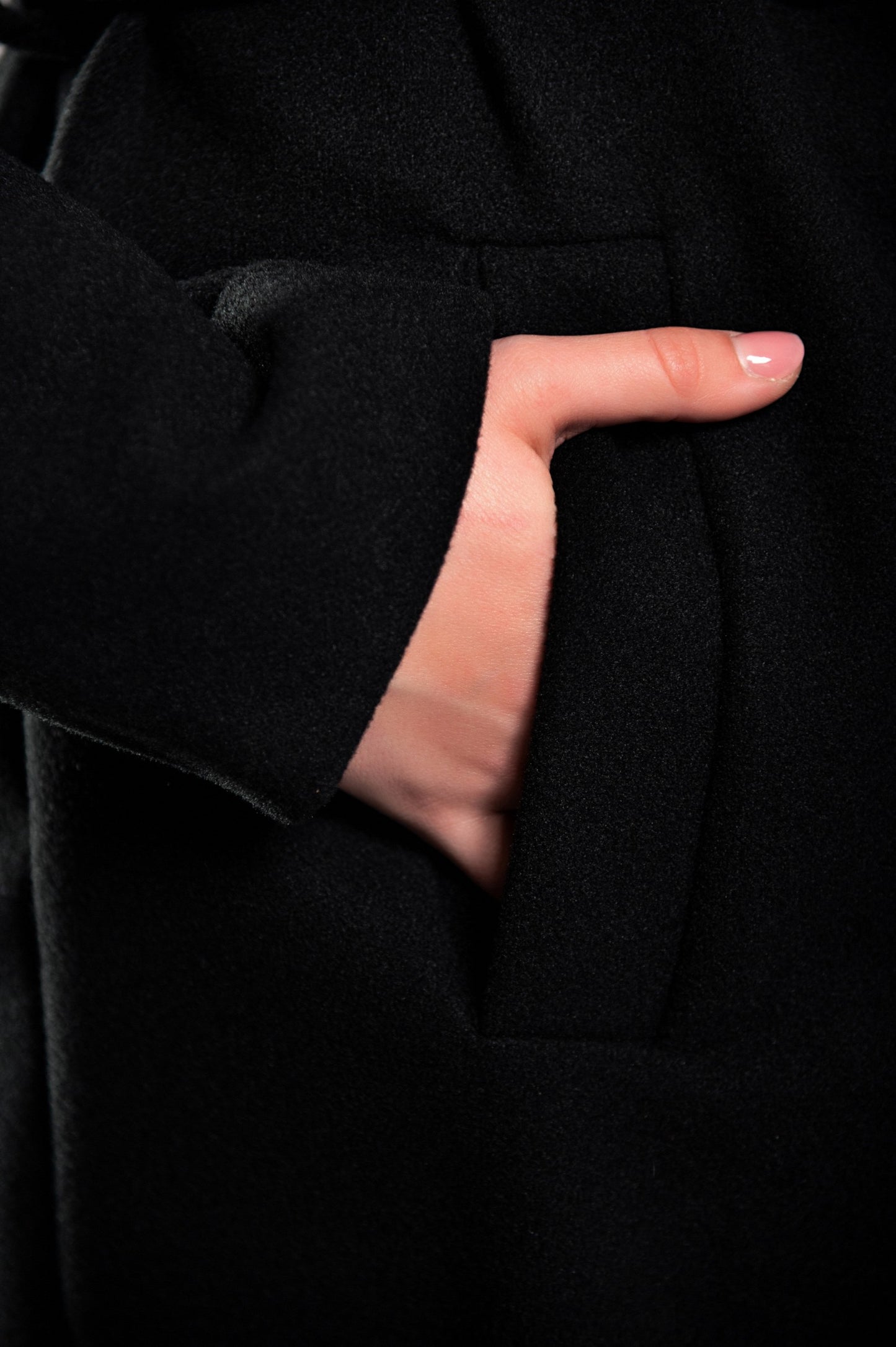Elegante cappotto lungo con bottoni, color cammello