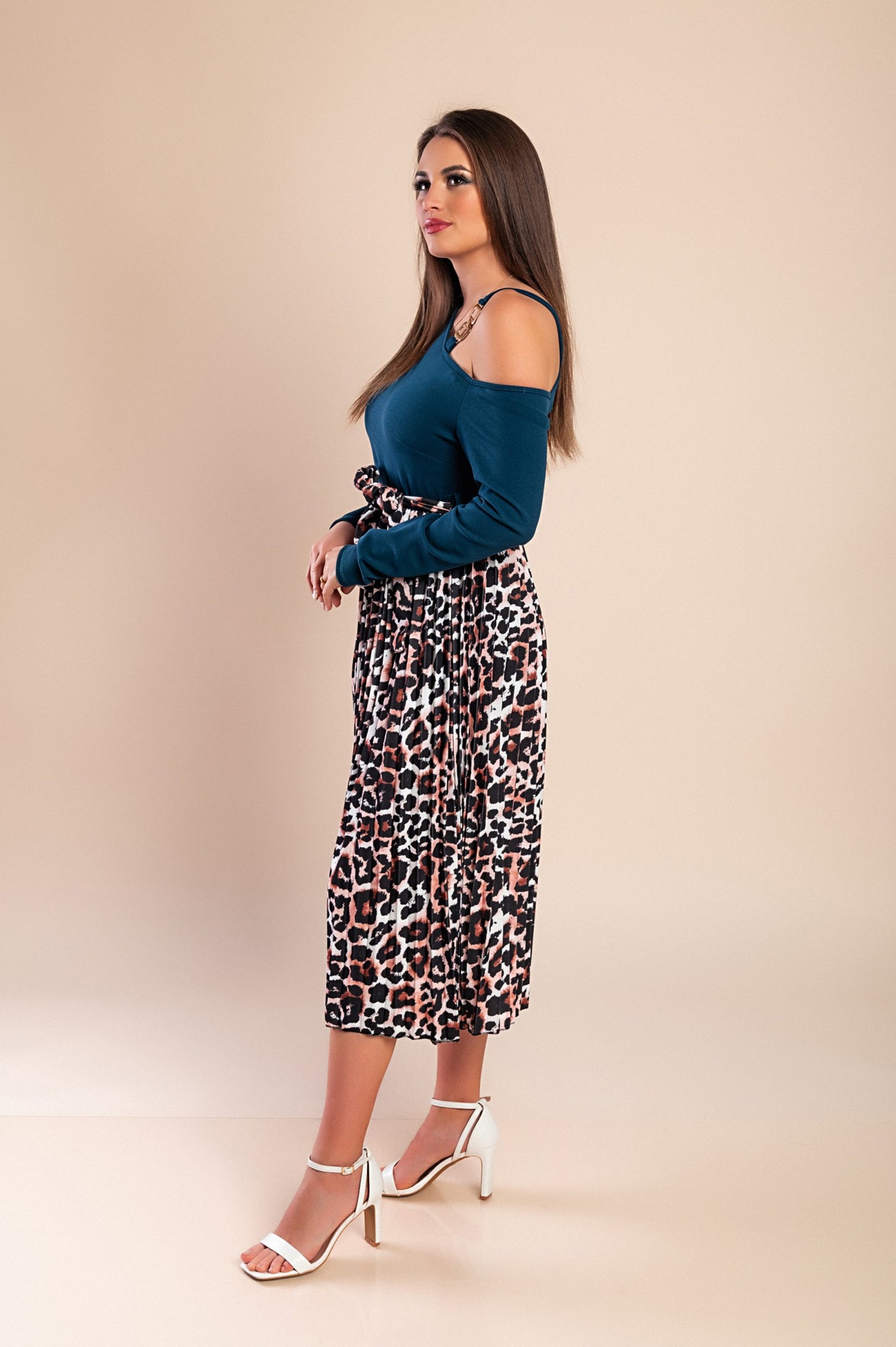 Abito midi con stampa leopardata, nero