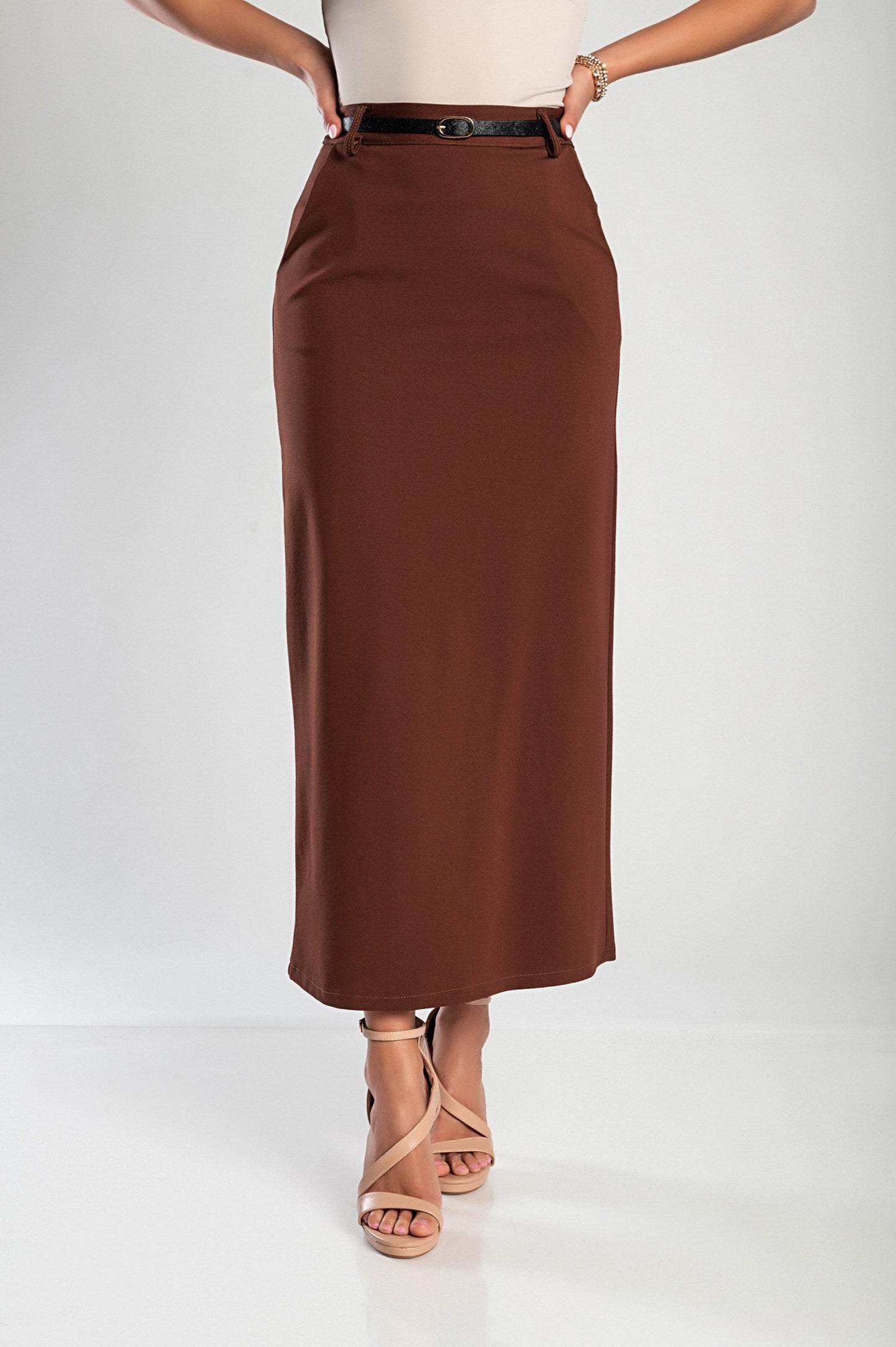 Gonna midi elegante, nera