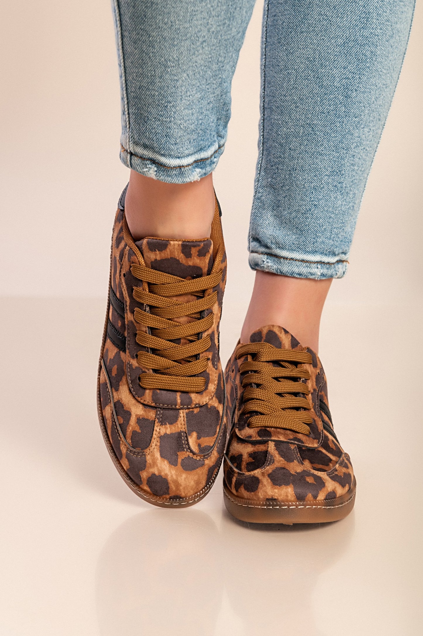 Sneakers alla moda, colore nero
