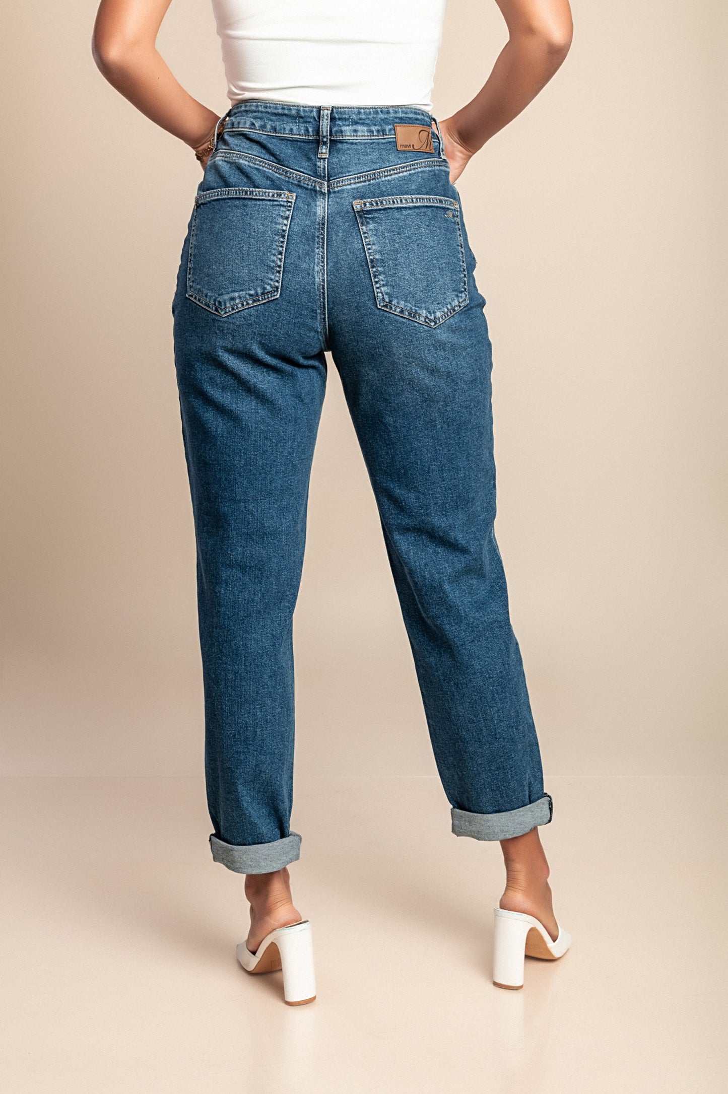 Jeans taglie forti, blu scuro