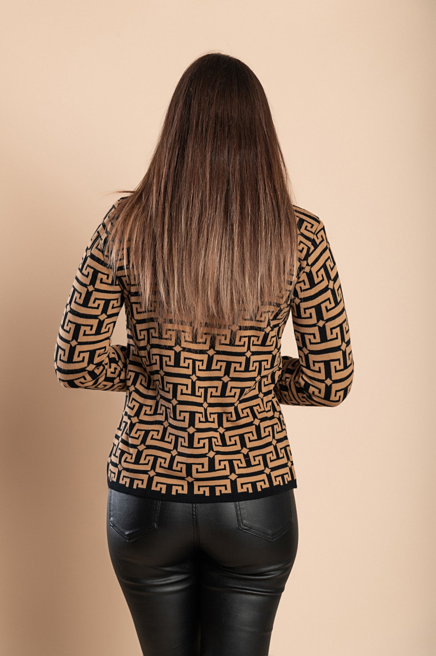 Cardigan in maglia con motivo geometrico e bottoni, nero