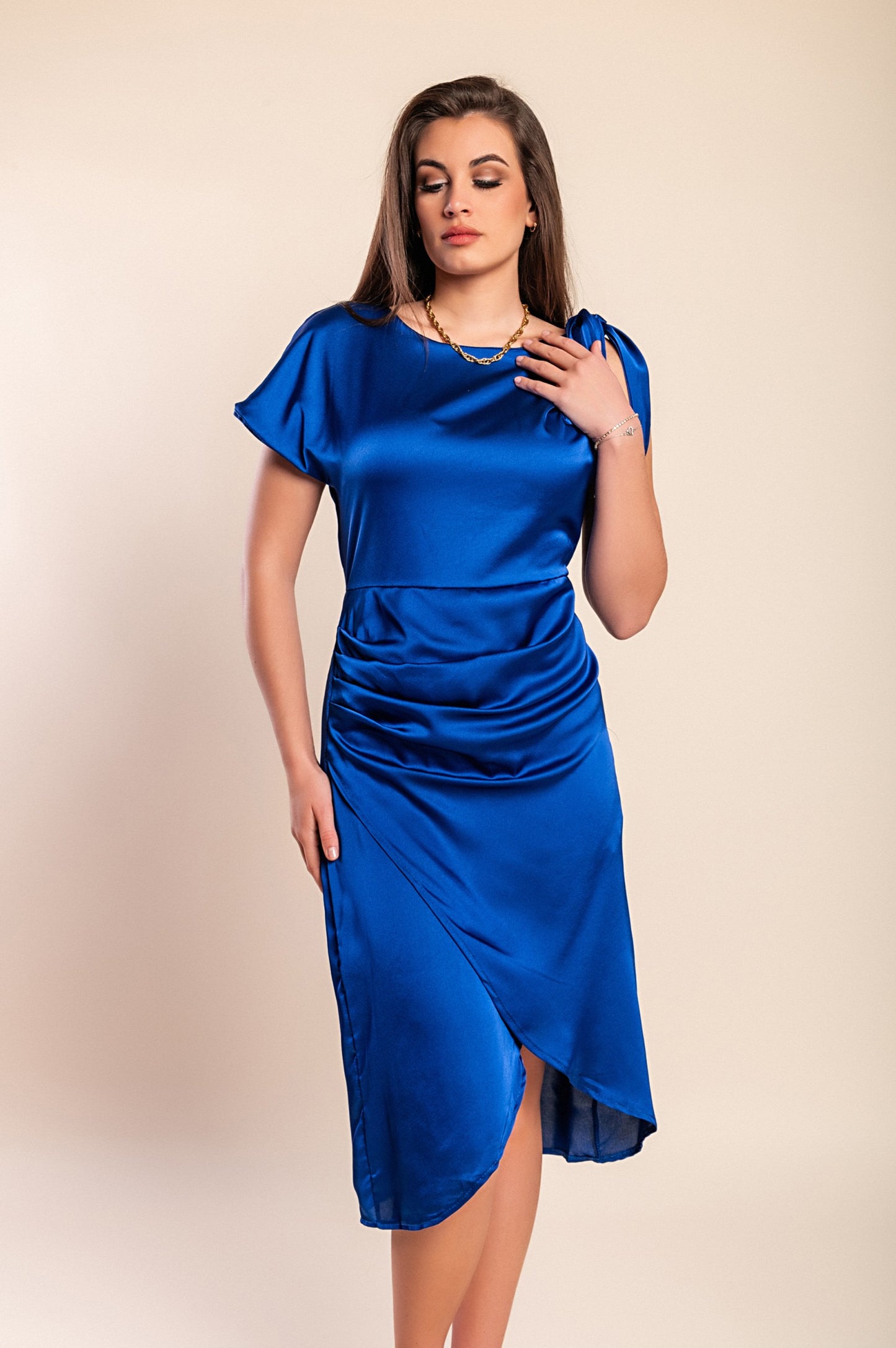 Abito midi elegante con dettagli arricciati, verde