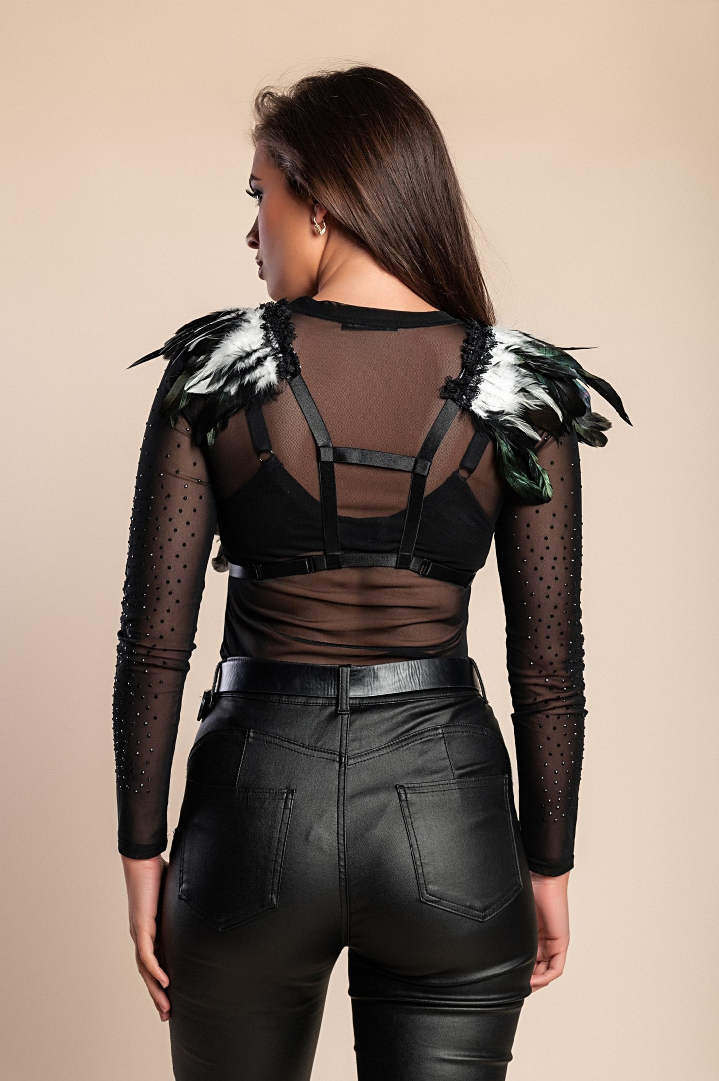 Cintura a bretella - Reggiseno con spalline elastiche con piume, ART2288, bianco e nero