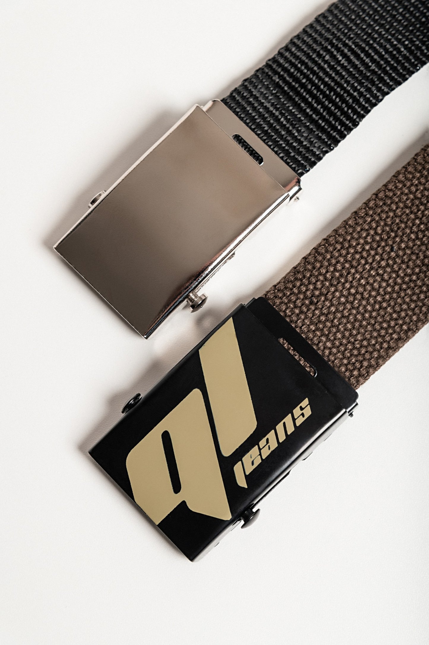 Set di due cinture, vari colori