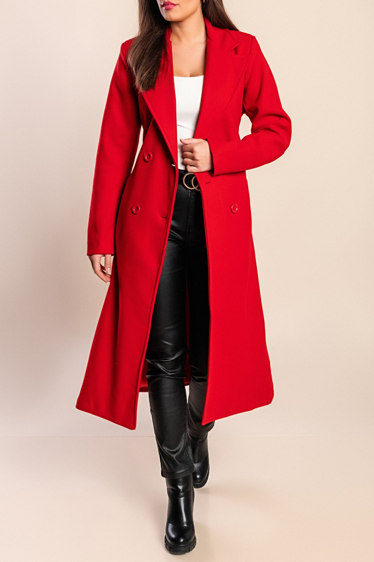 Elegante cappotto lungo con bottoni, color cammello