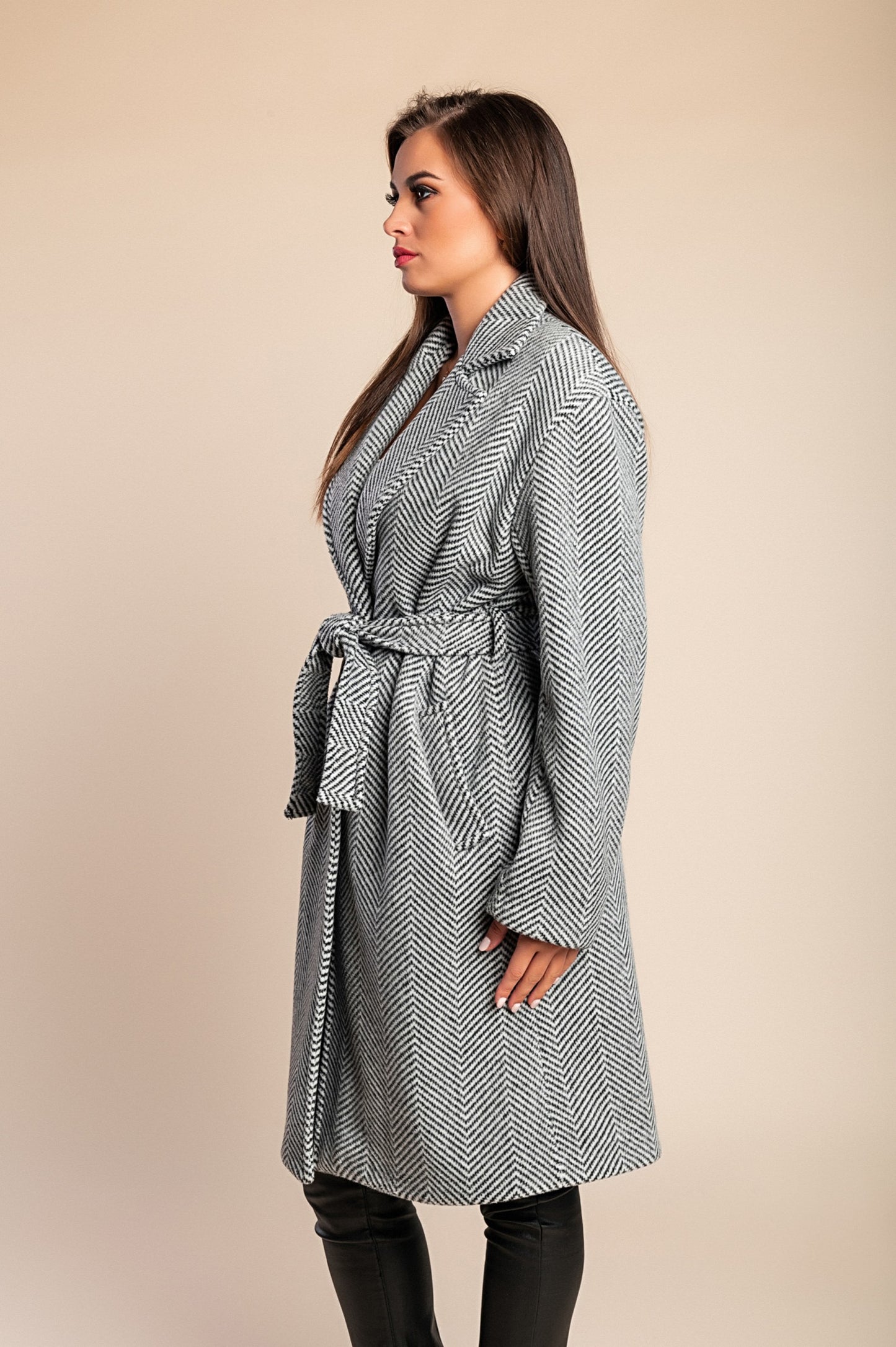 Elegante cappotto abbottonato, grigio chiaro