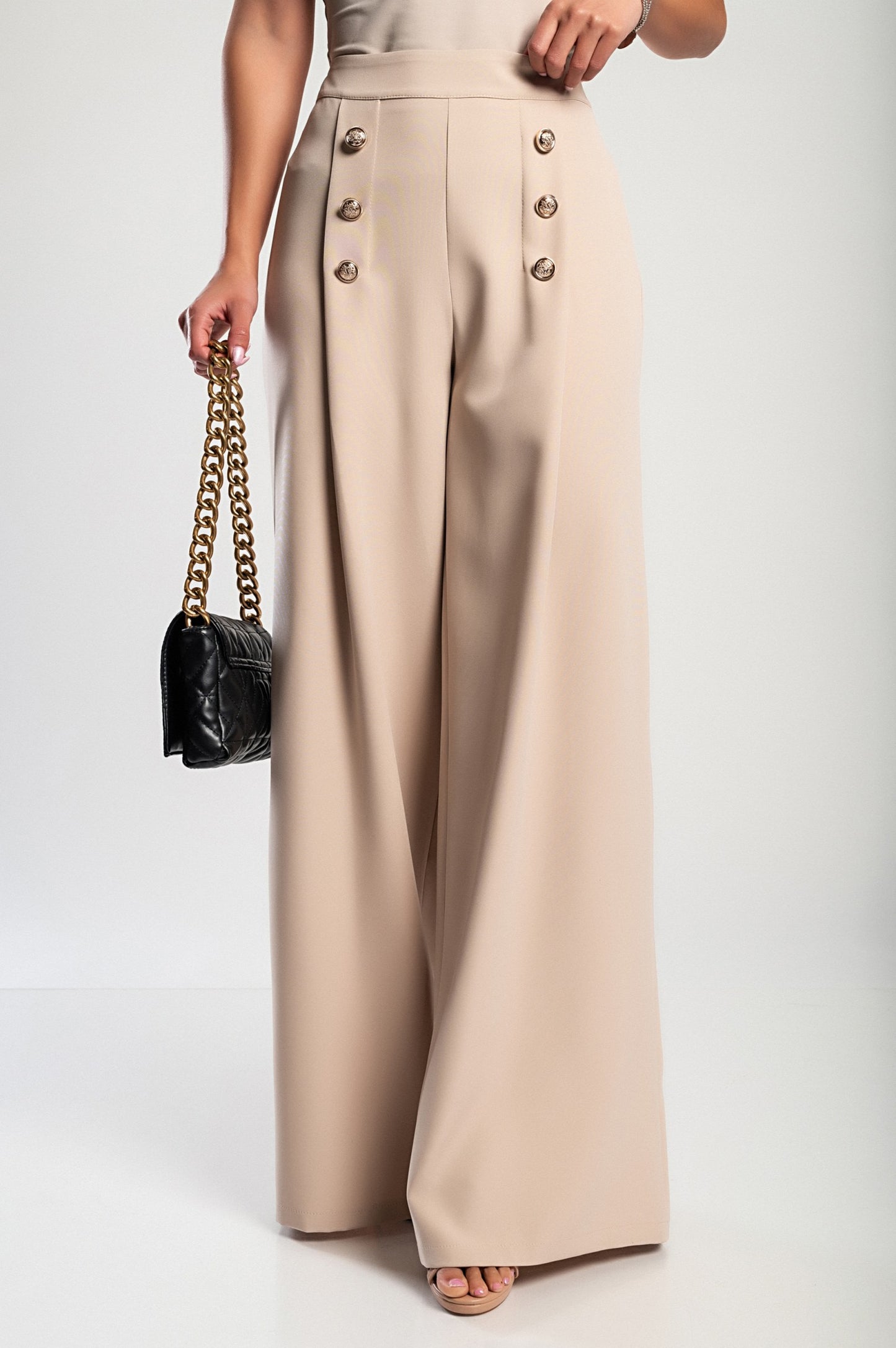 Elegante abito lungo con bottoni, beige