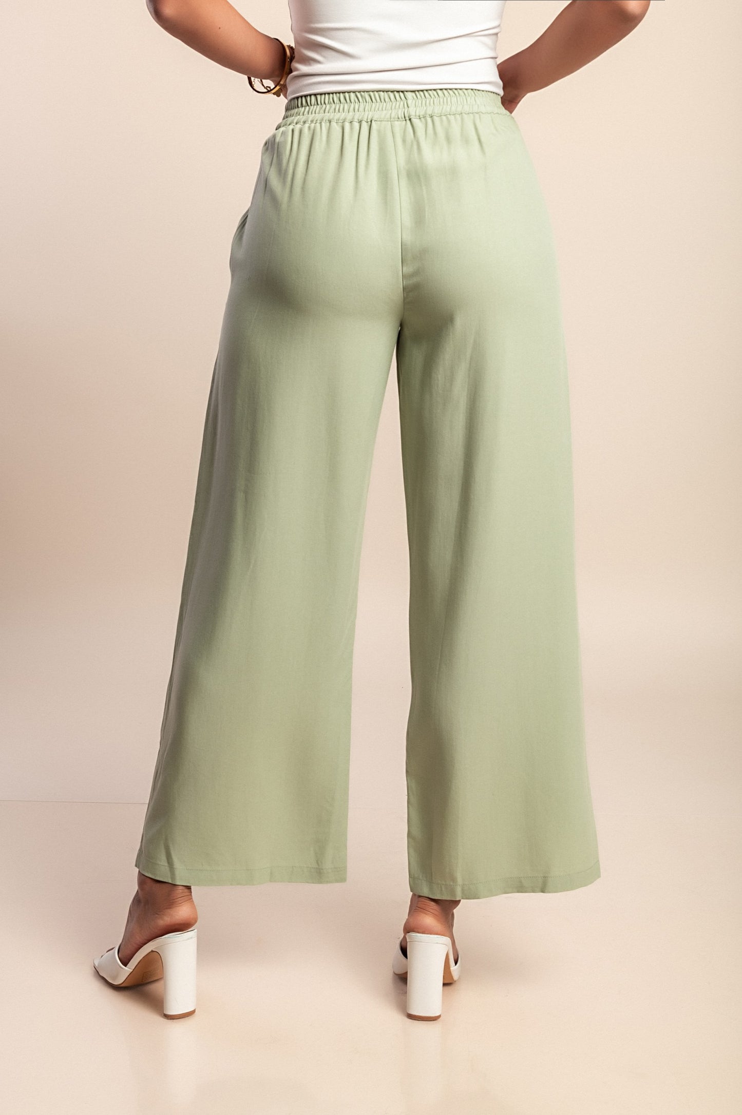 Pantaloni larghi con elastico in vita, verde chiaro