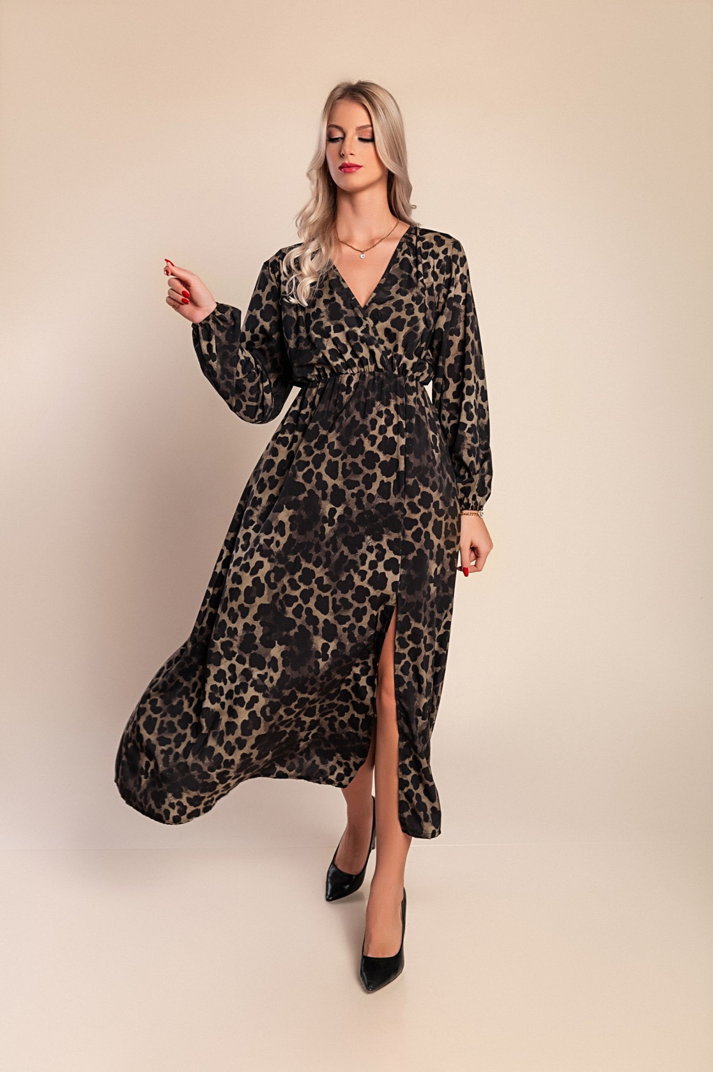 Abito lungo con stampa leopardata, beige