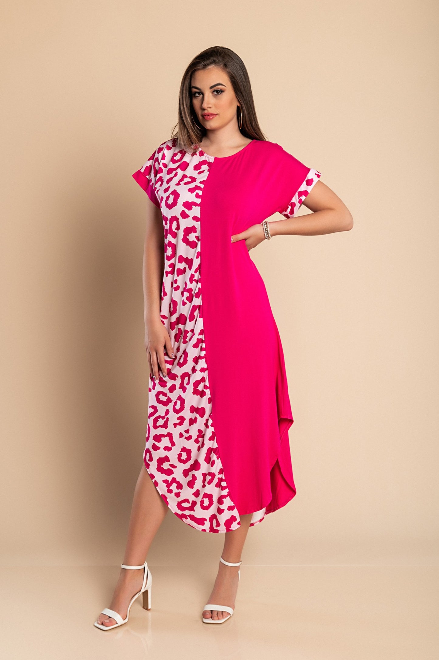 Elegante maxi abito con stampa leopardata, grigio