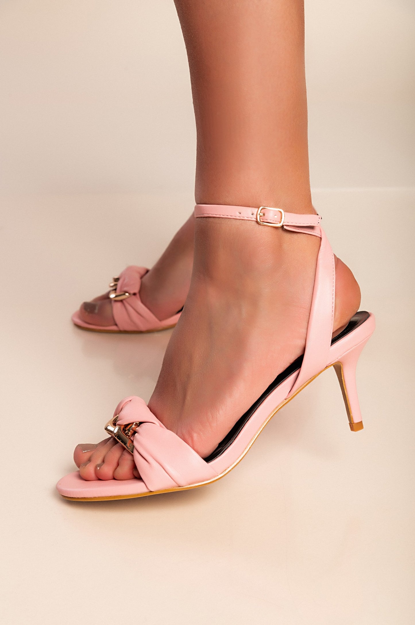 Sandali con tacco, beige