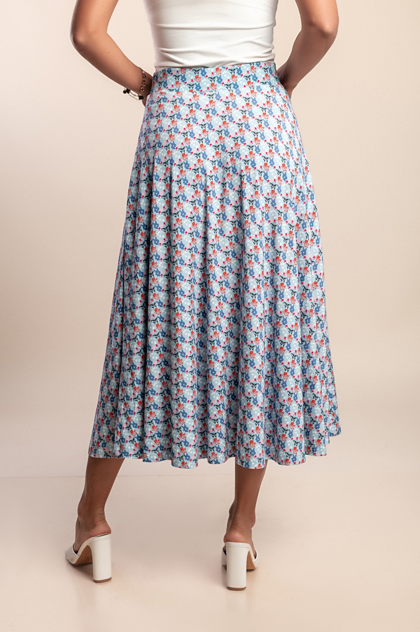 Gonna midi con stampa, azzurra