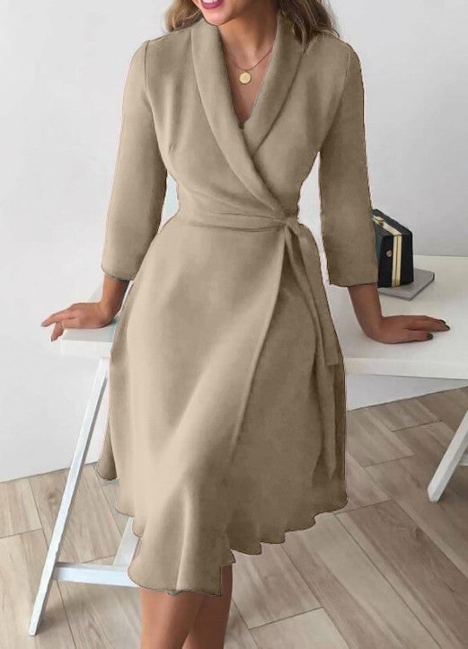 Abito elegante ad incrocio con maniche 3/4 Imogena, beige