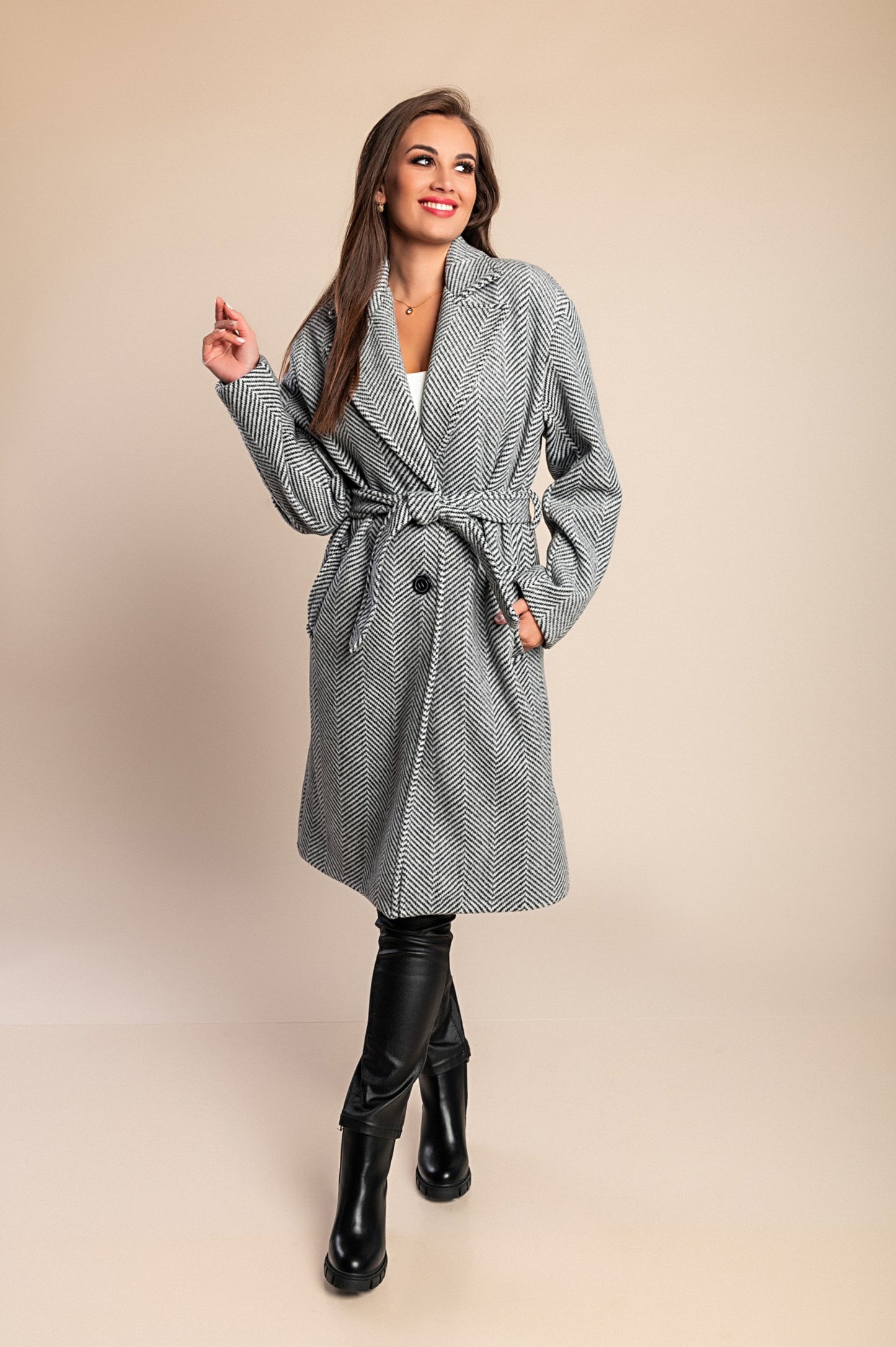 Elegante cappotto abbottonato, grigio chiaro
