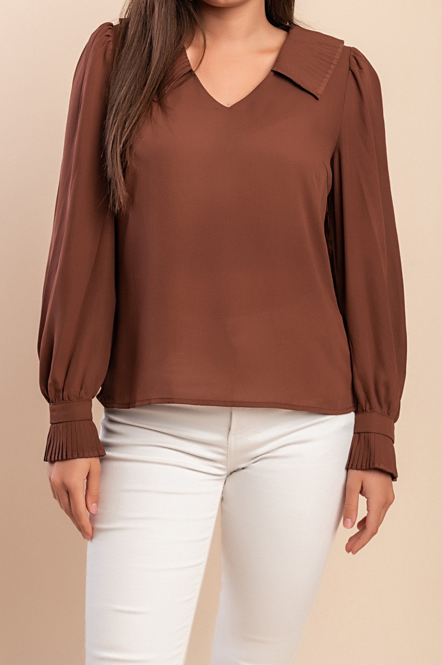 Blusa con dettaglio plissettato, marrone