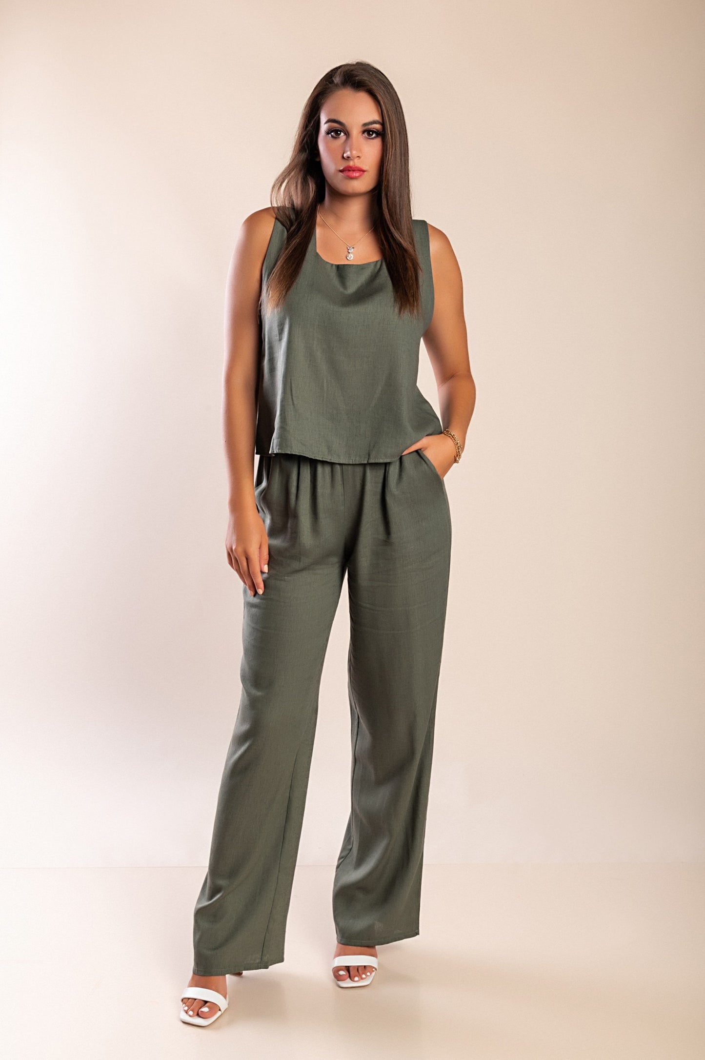 Set top e pantaloni lunghi, beige