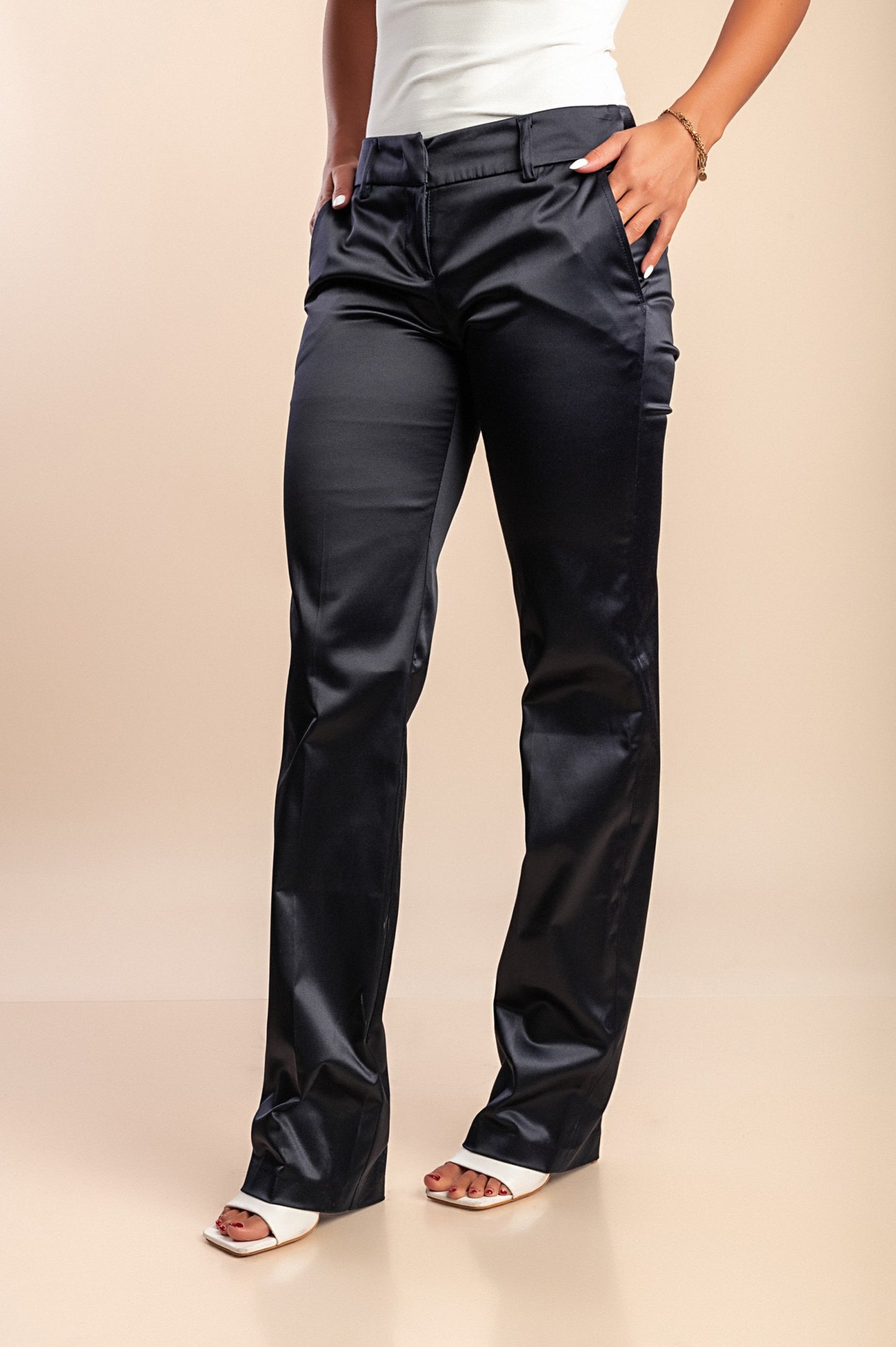 Pantaloni eleganti in finto raso, blu scuro