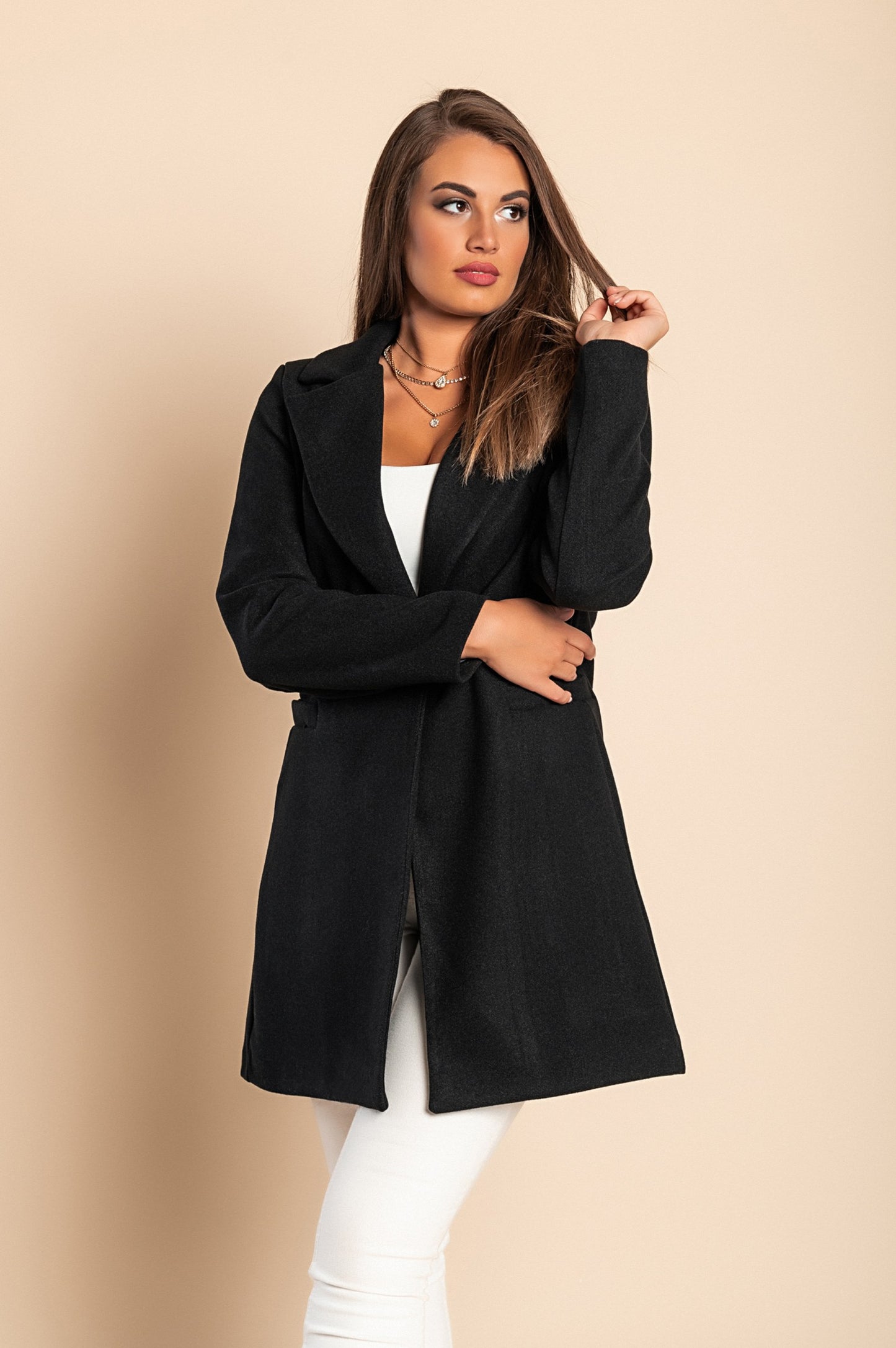 Cappotto elegante con un bottone, beige