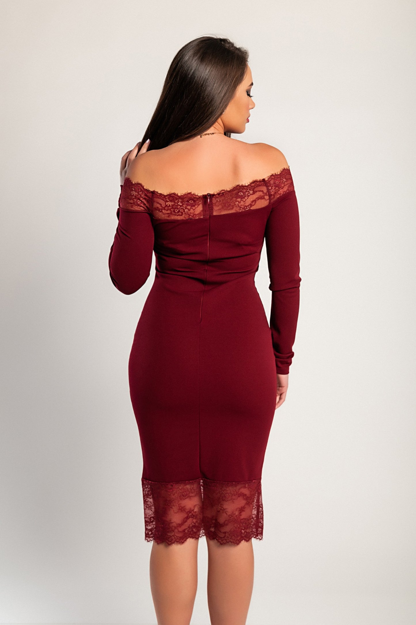 Abito elegante midi a maniche lunghe con dettaglio in pizzo trasparente Avignon, nero